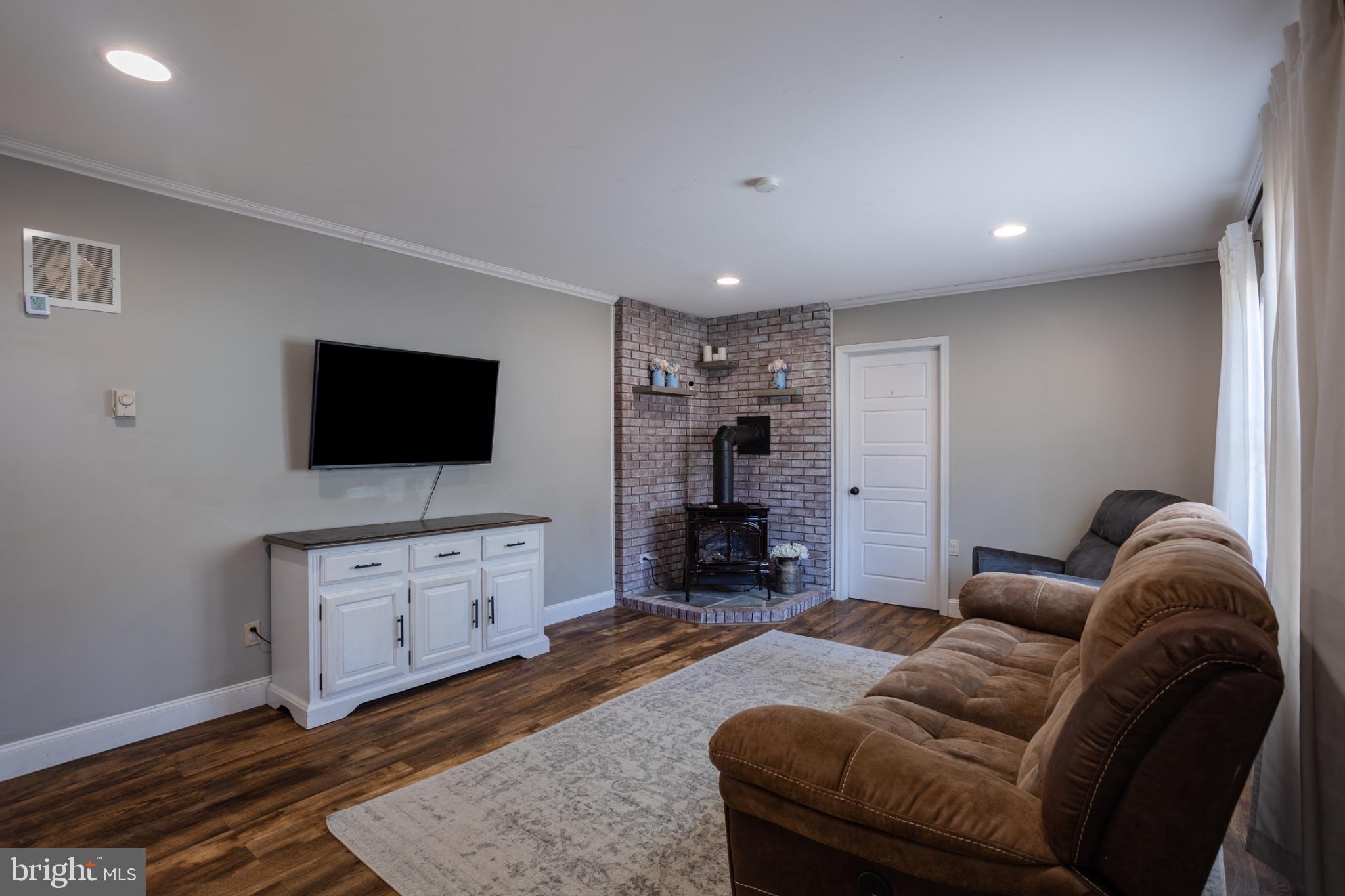 SIERRA VIEW-CHESTNUTHILL TWP - Residential