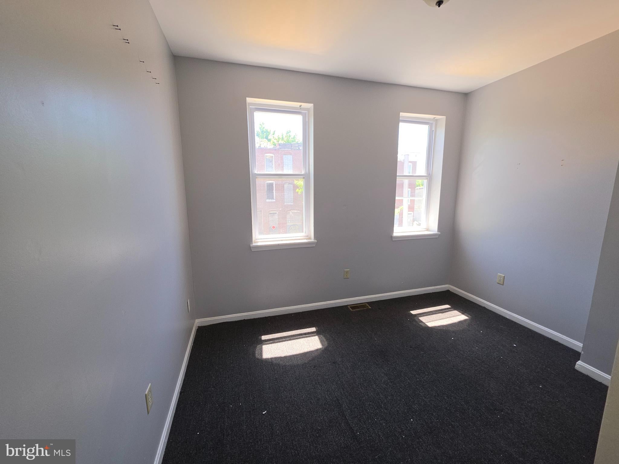 SANDTOWN-WINCHESTER - Residential