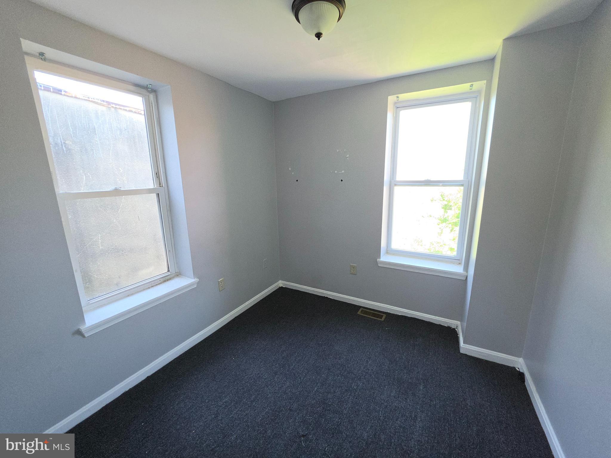 SANDTOWN-WINCHESTER - Residential