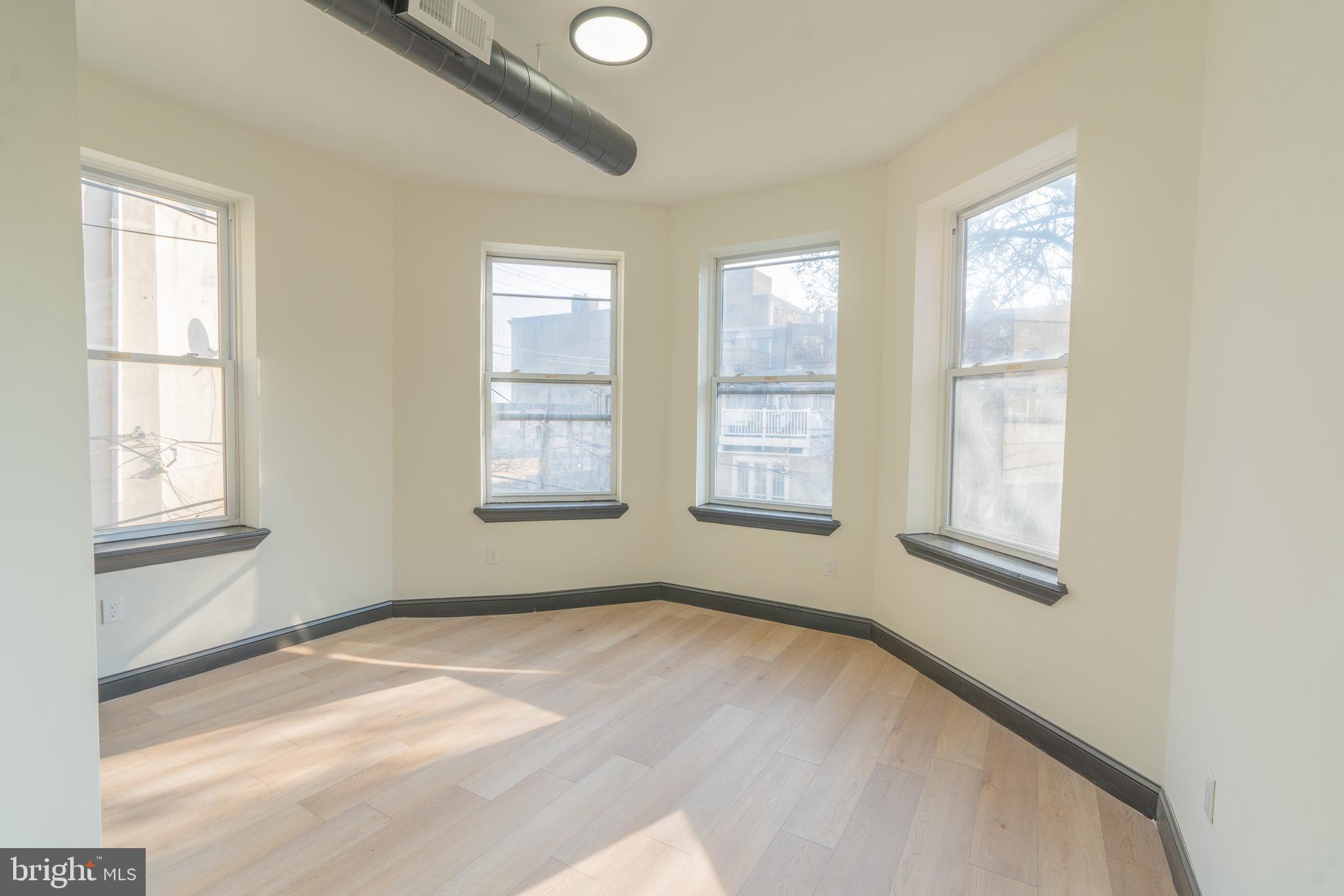 FRANCISVILLE - Residential Lease