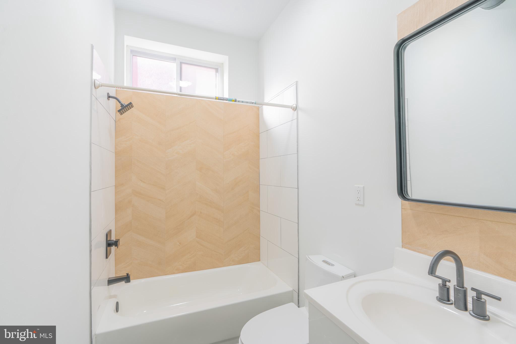 FRANCISVILLE - Residential Lease