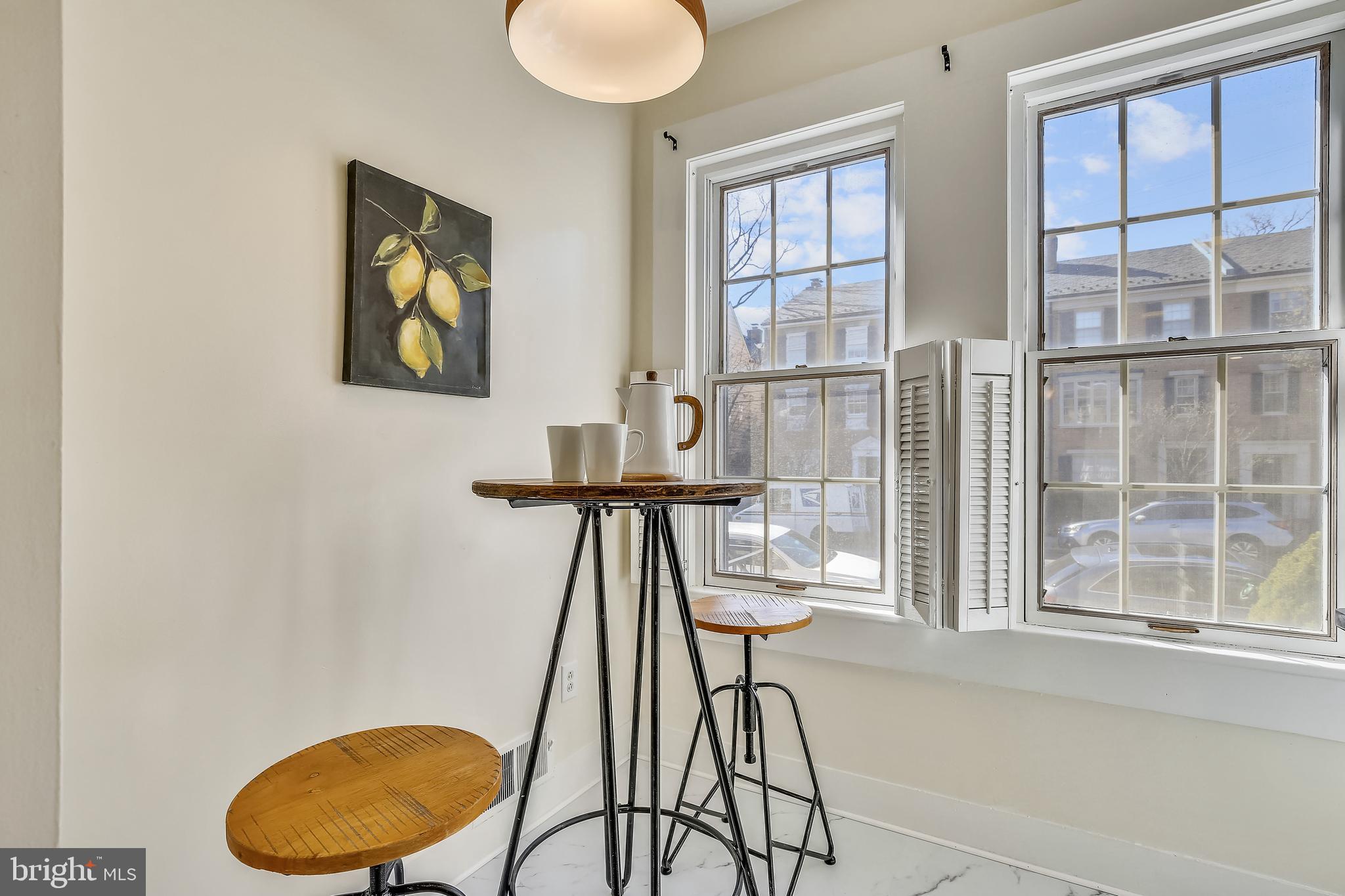 OLD TOWN ALEXANDRIA - Residential