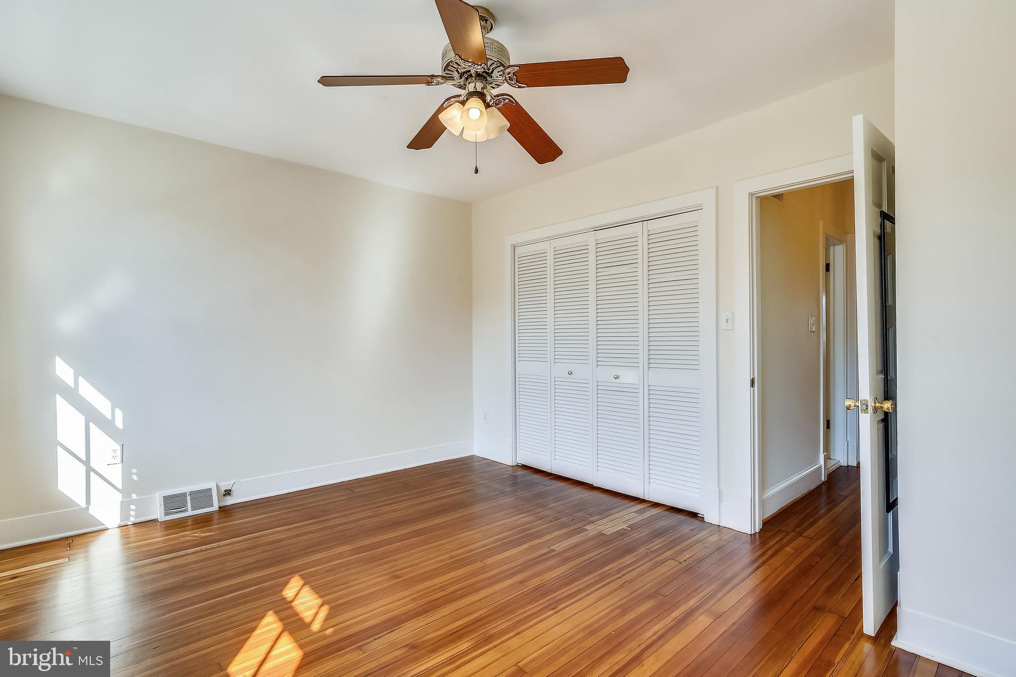 OLD TOWN ALEXANDRIA - Residential