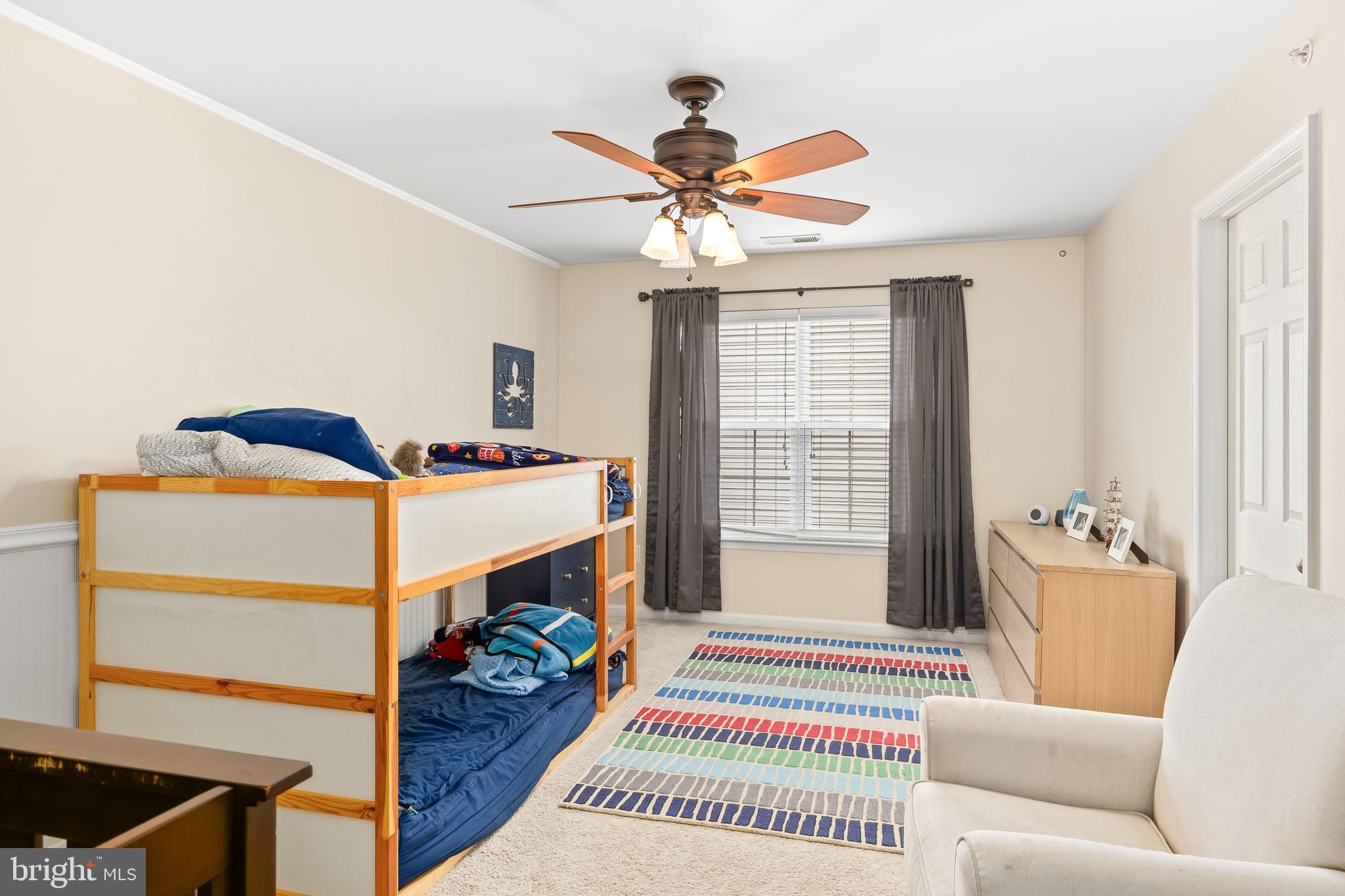 EAGLES POINTE - Residential