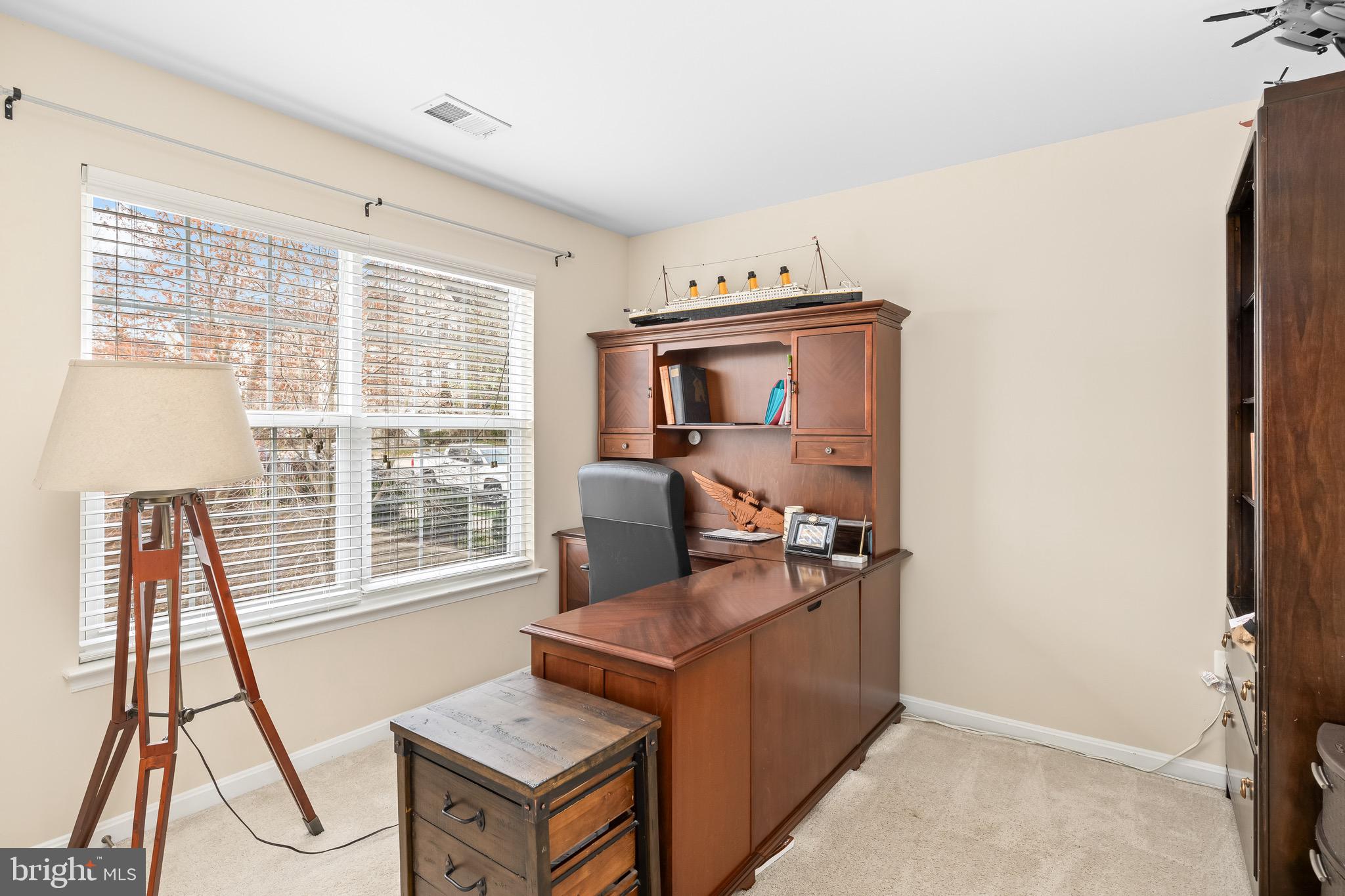 EAGLES POINTE - Residential