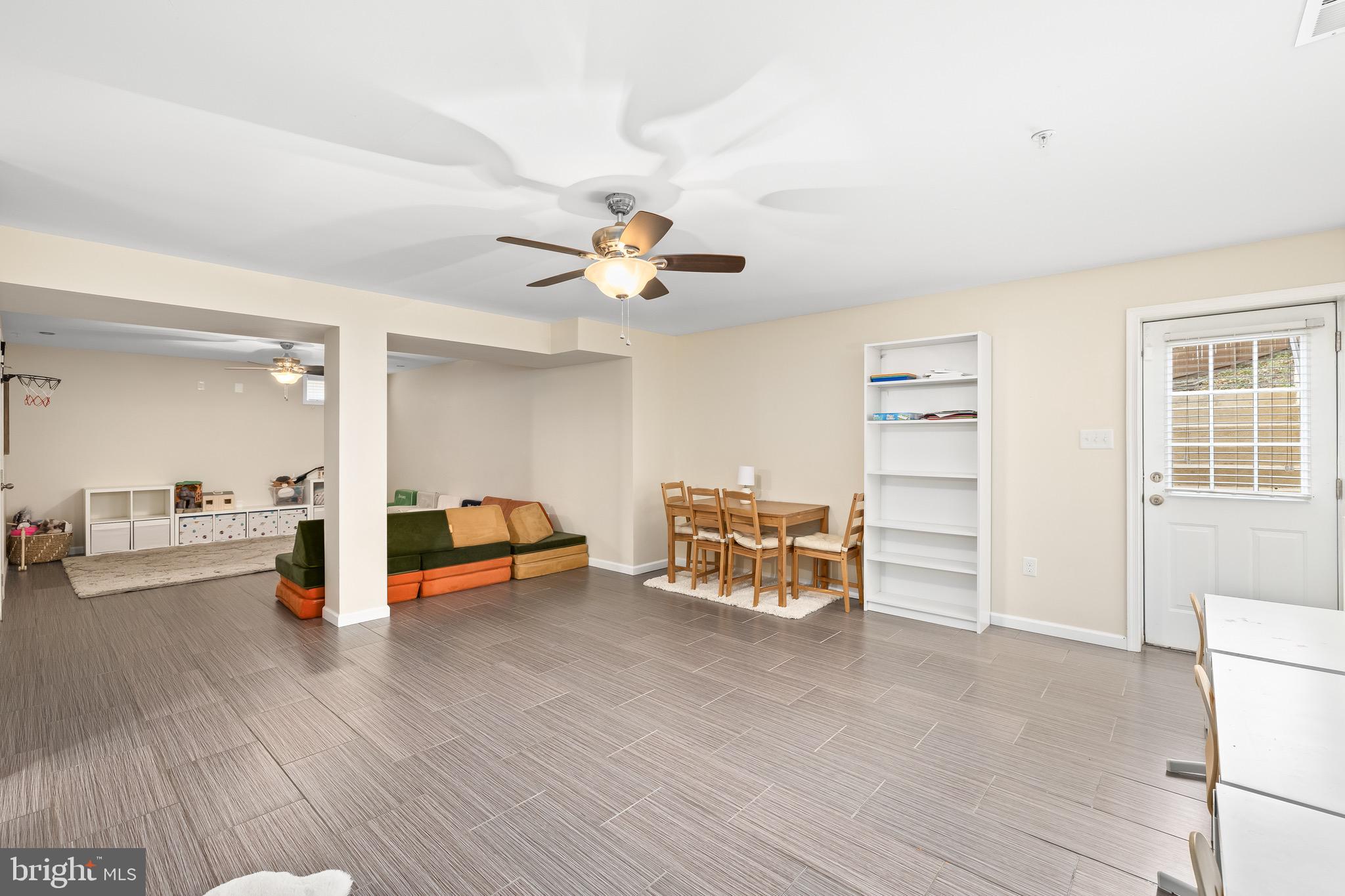 EAGLES POINTE - Residential