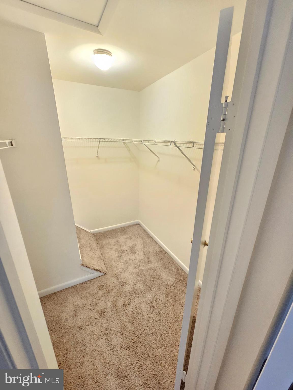 WOODFIELD - Residential Lease