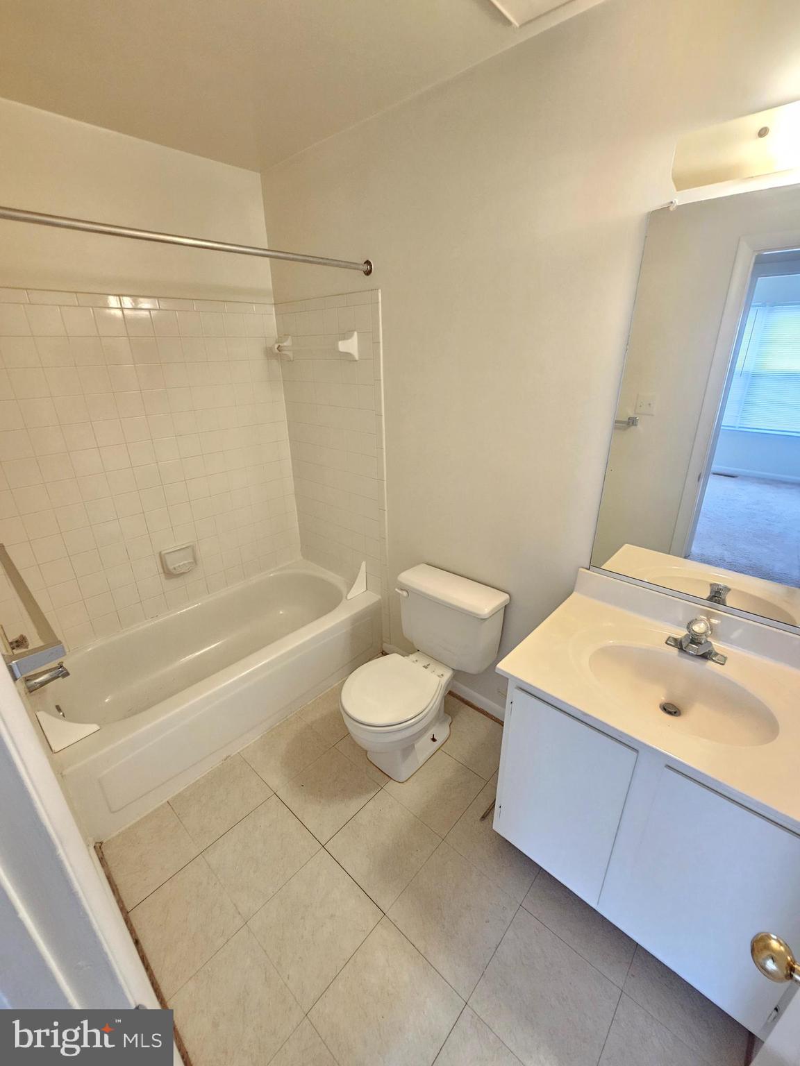 WOODFIELD - Residential Lease