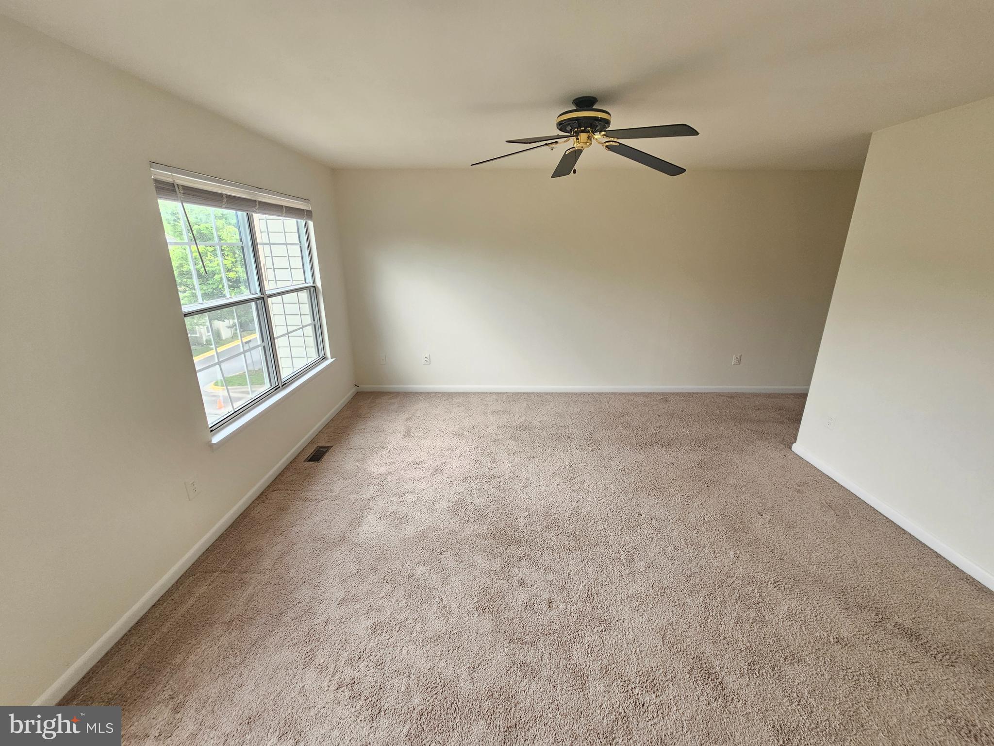 WOODFIELD - Residential Lease