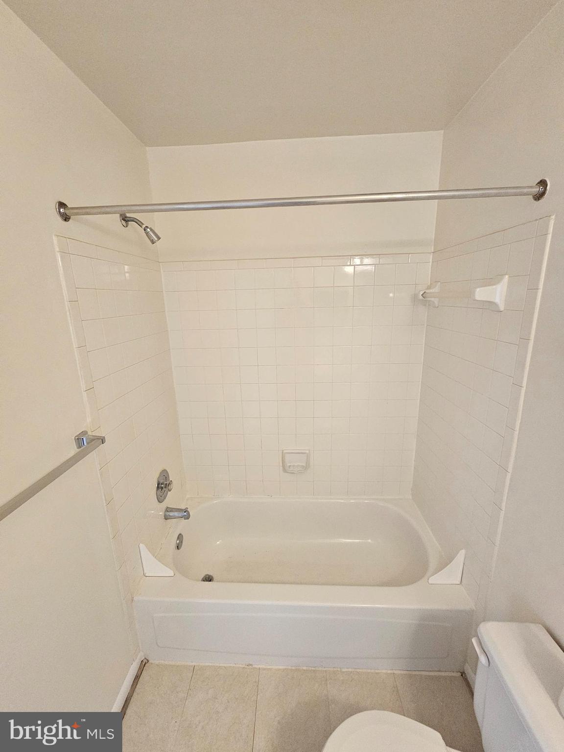 WOODFIELD - Residential Lease