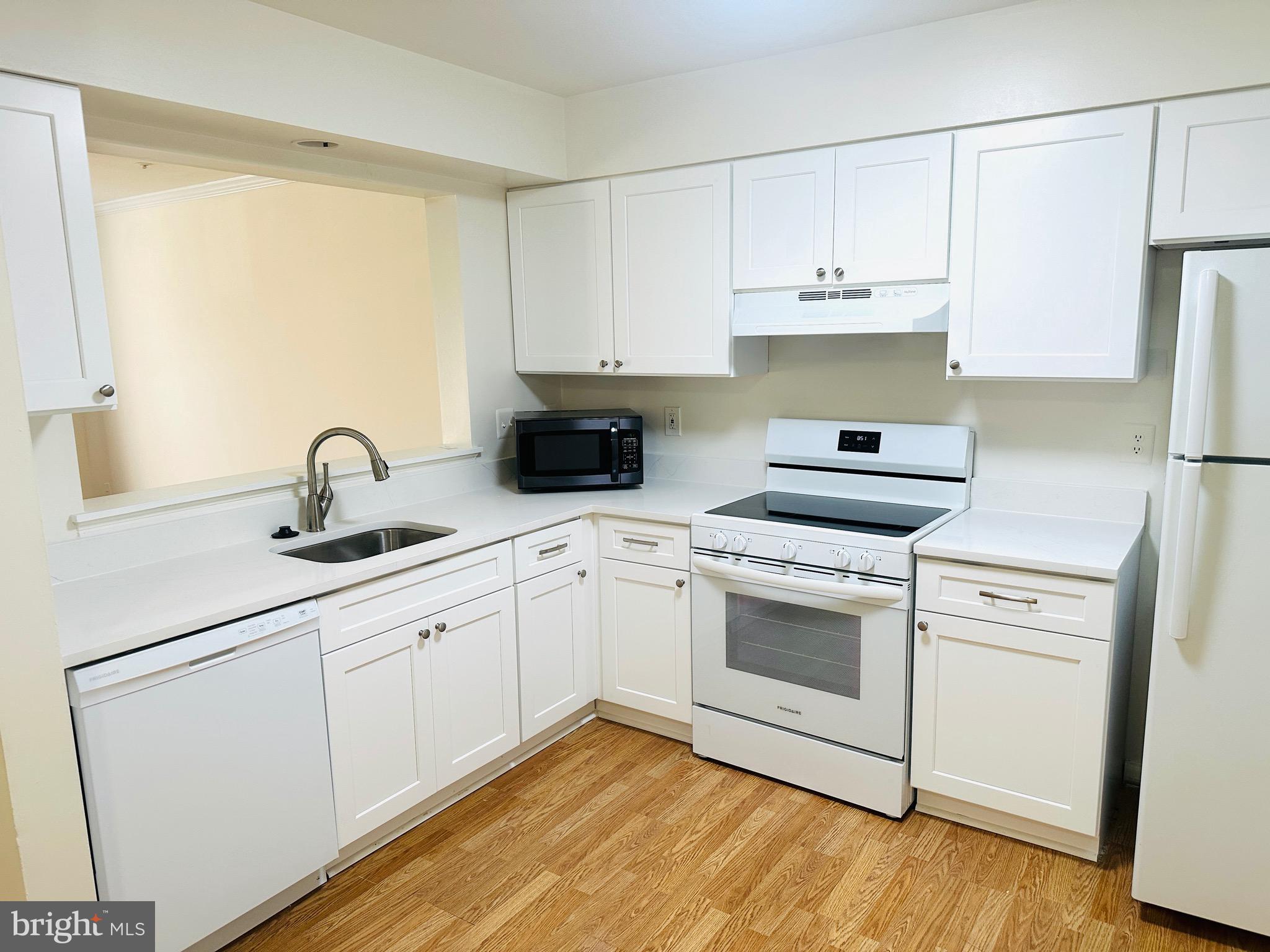 WOODFIELD - Residential Lease