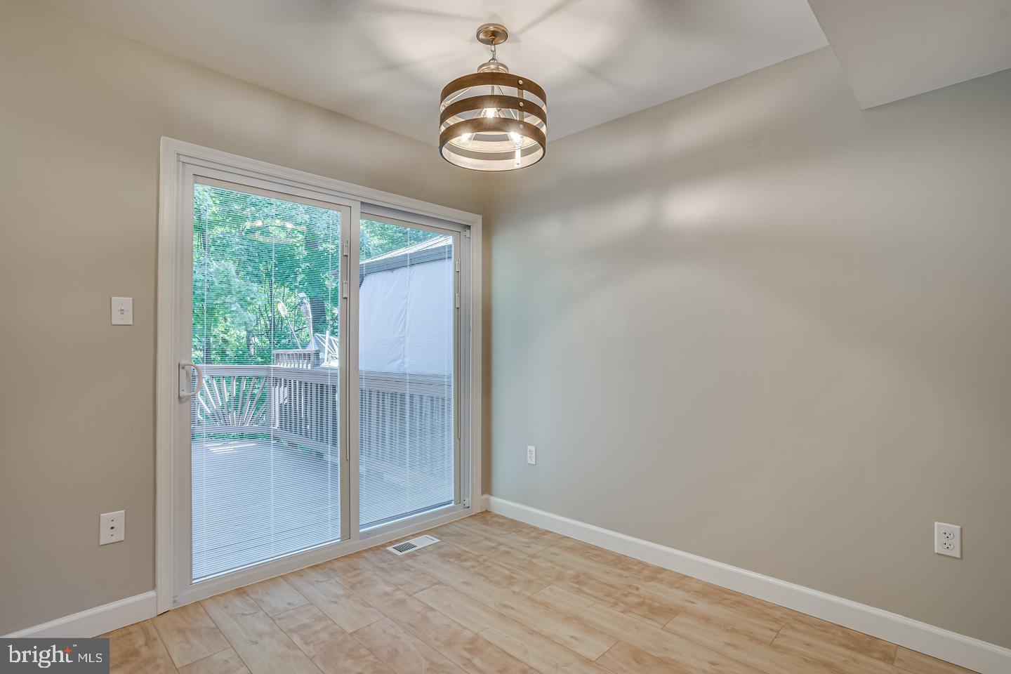 DALE CITY - Residential Lease