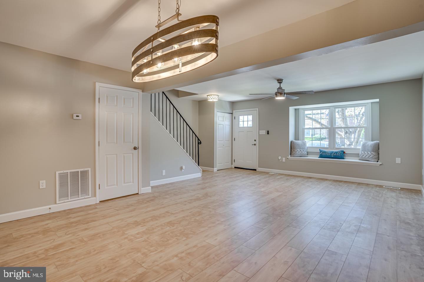 DALE CITY - Residential Lease