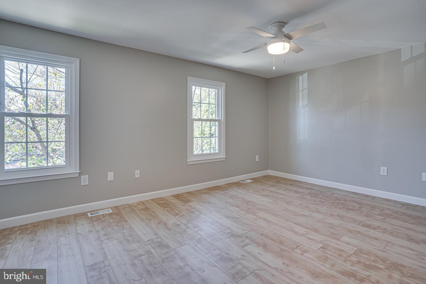 DALE CITY - Residential Lease