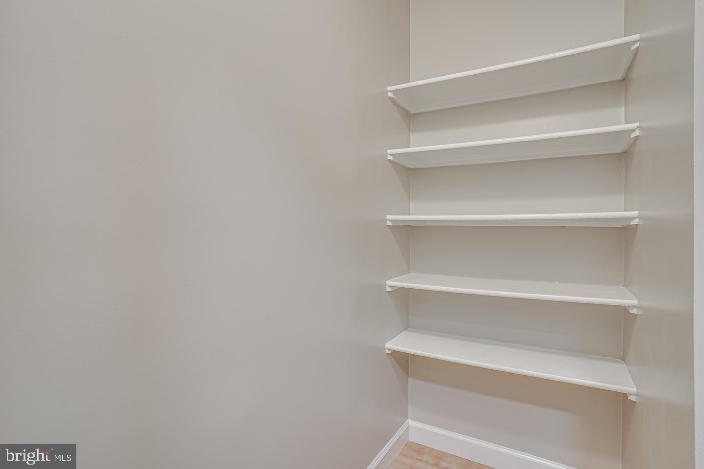 DALE CITY - Residential Lease