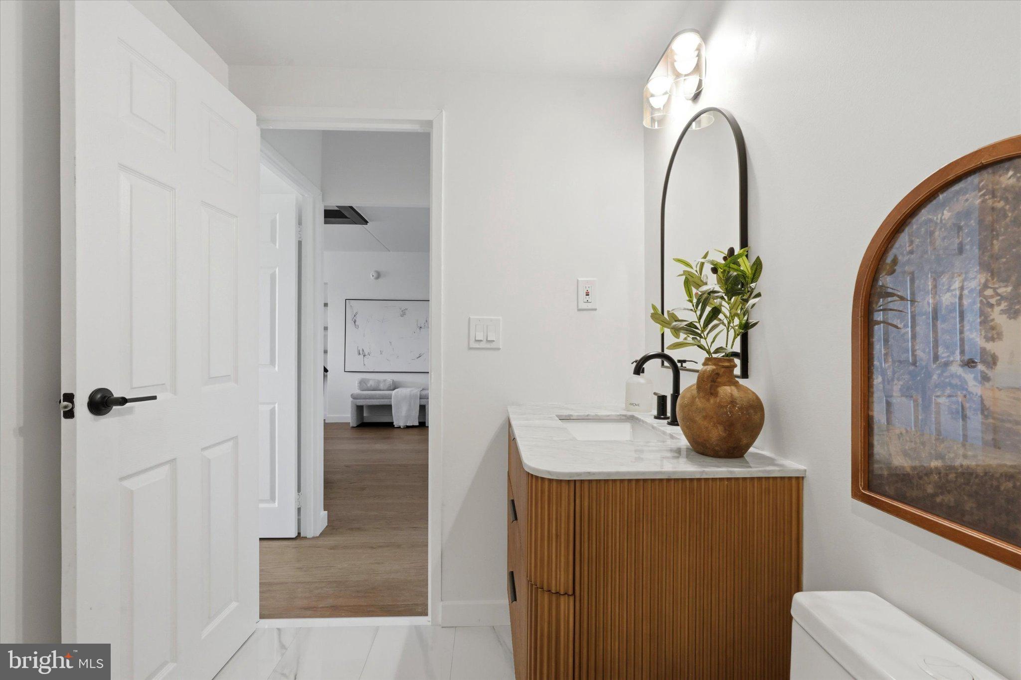 SOCIETY HILL - Residential