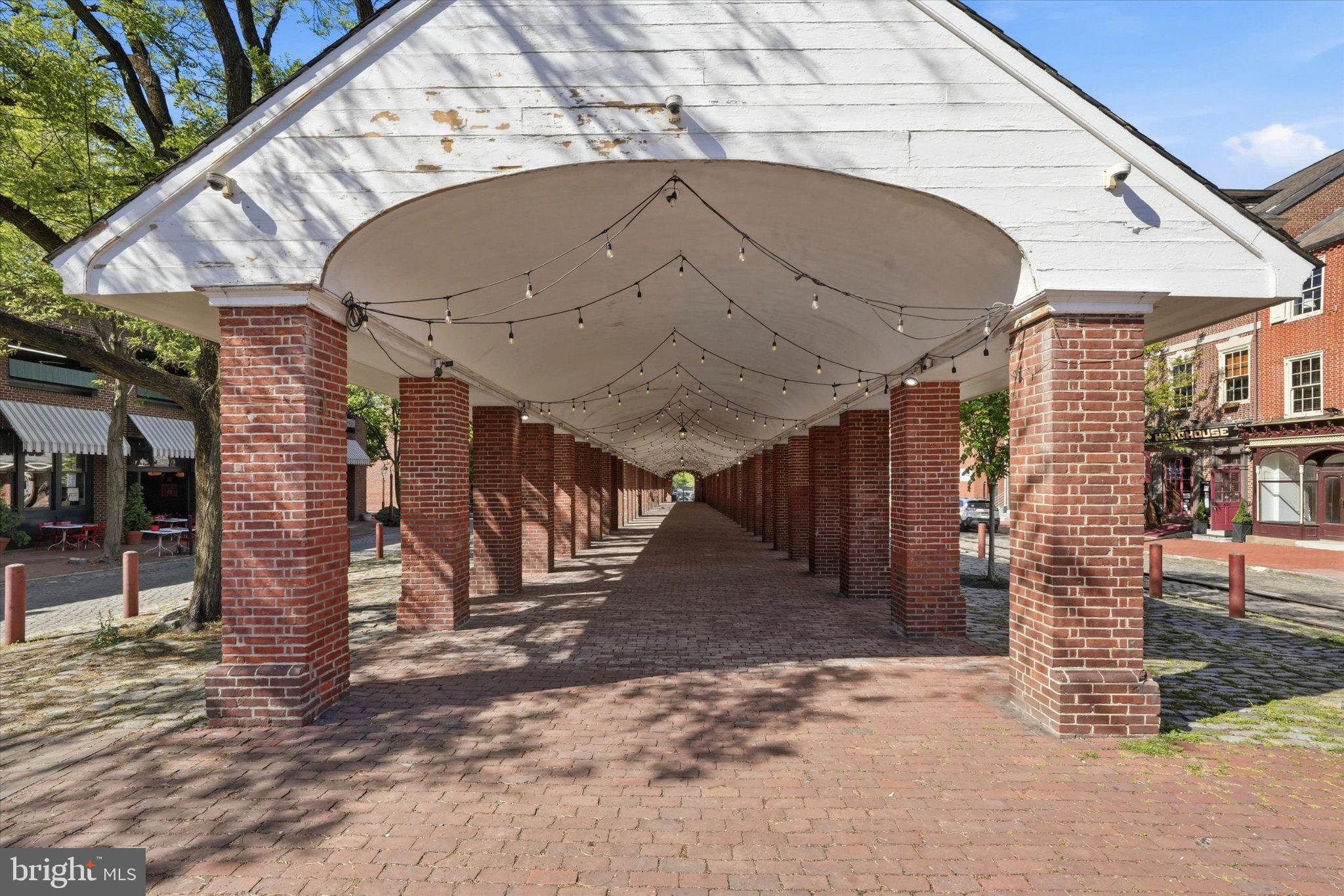 SOCIETY HILL - Residential