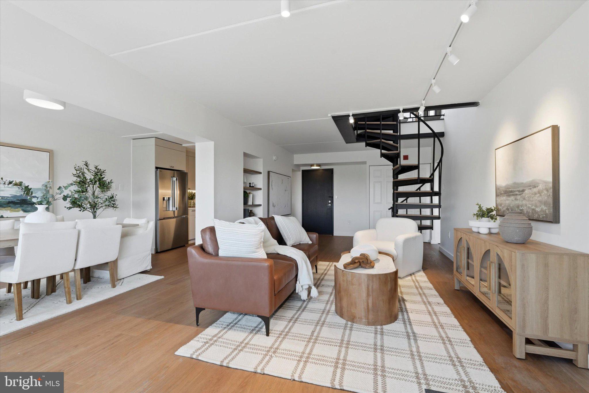 200 LOMBARD STREET 10 806