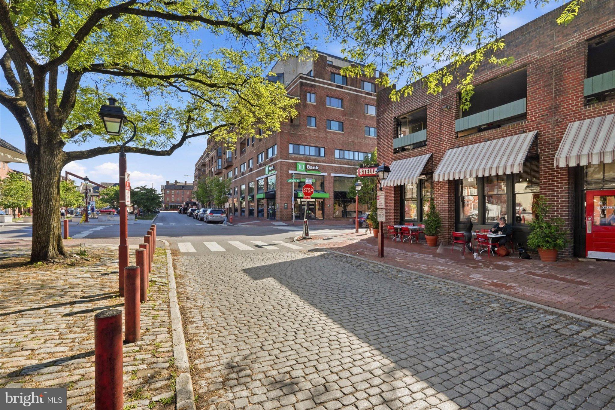 SOCIETY HILL - Residential
