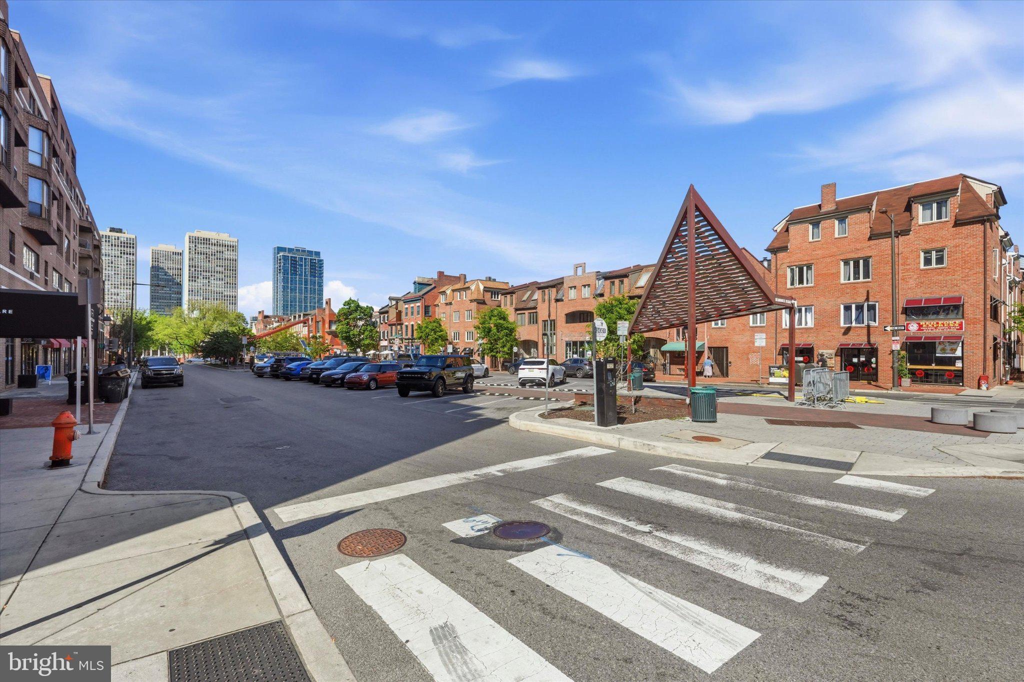 SOCIETY HILL - Residential