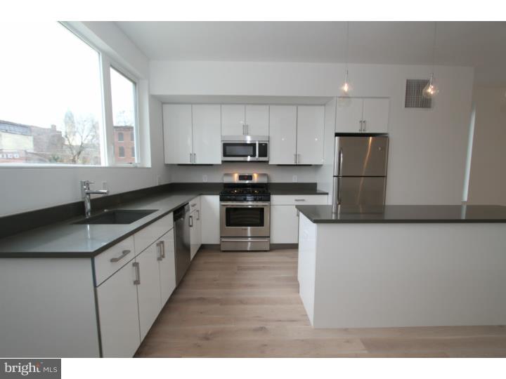 OLDE KENSINGTON - Residential
