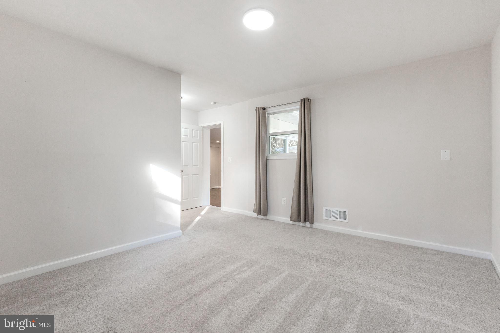 HAVERSTOCK HILLS - Residential Lease