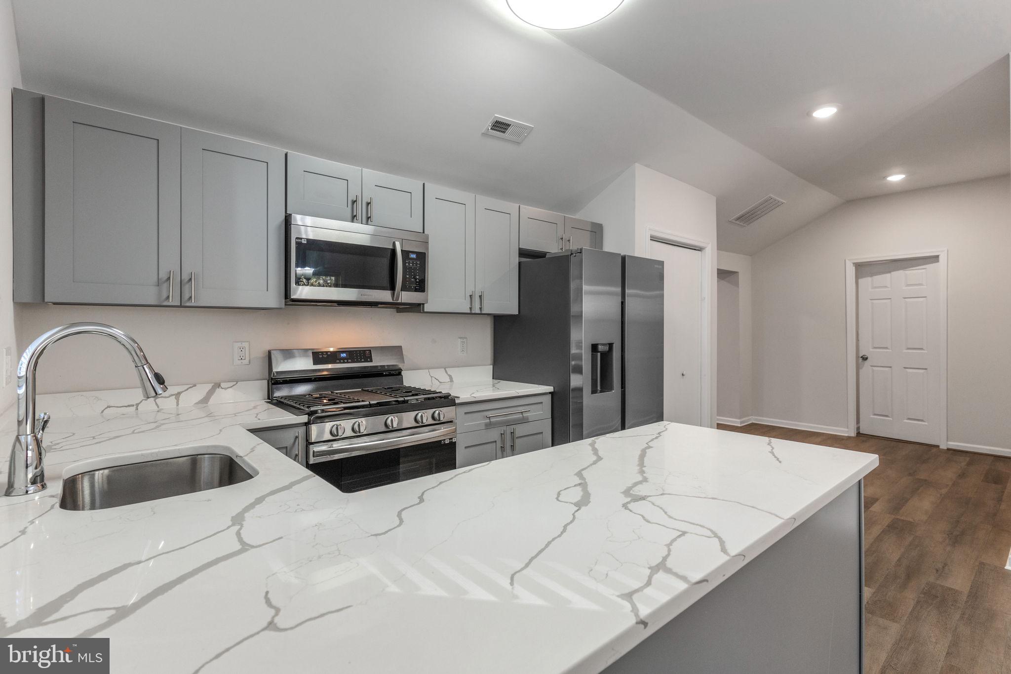 HAVERSTOCK HILLS - Residential Lease