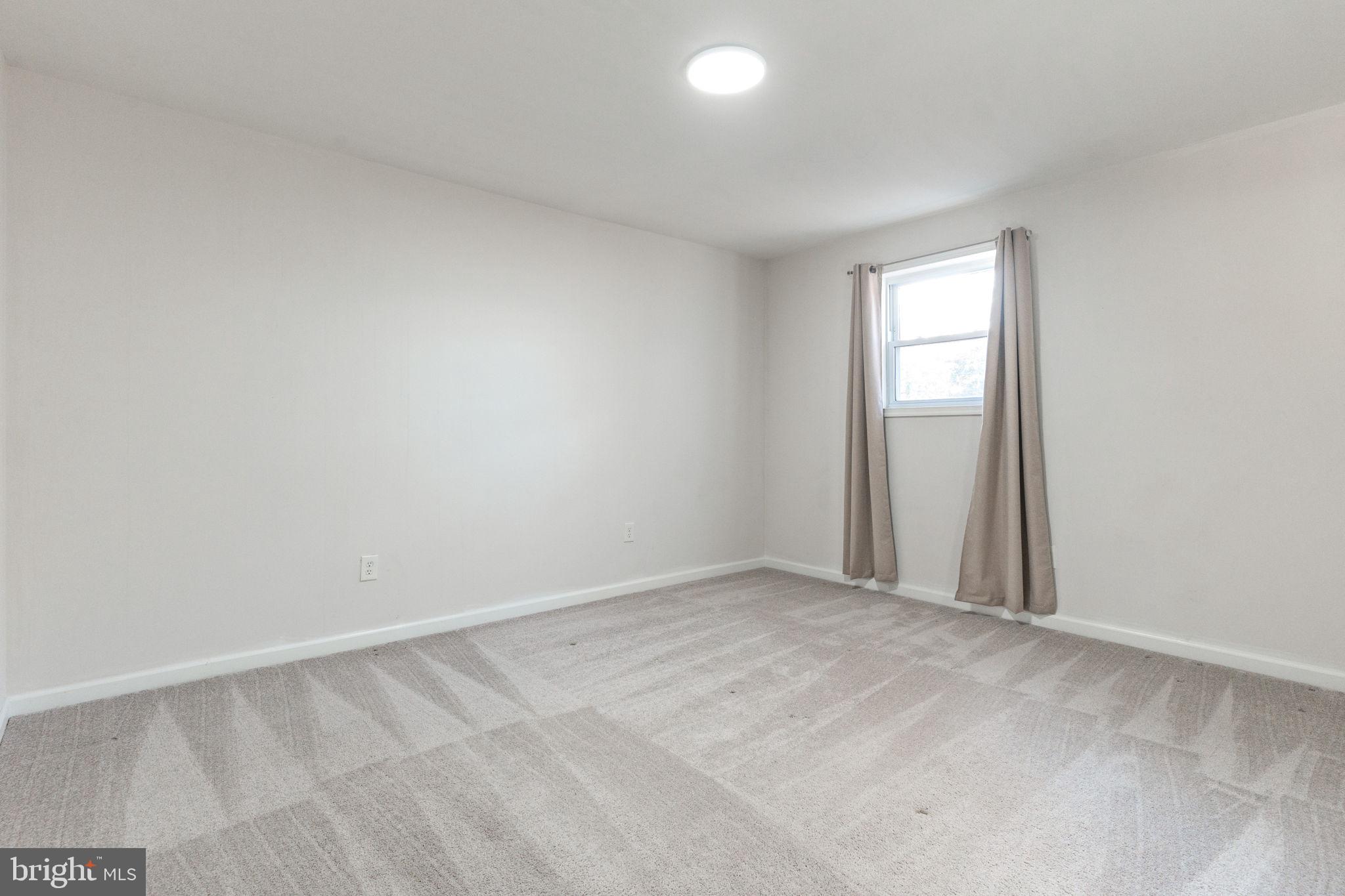 HAVERSTOCK HILLS - Residential Lease