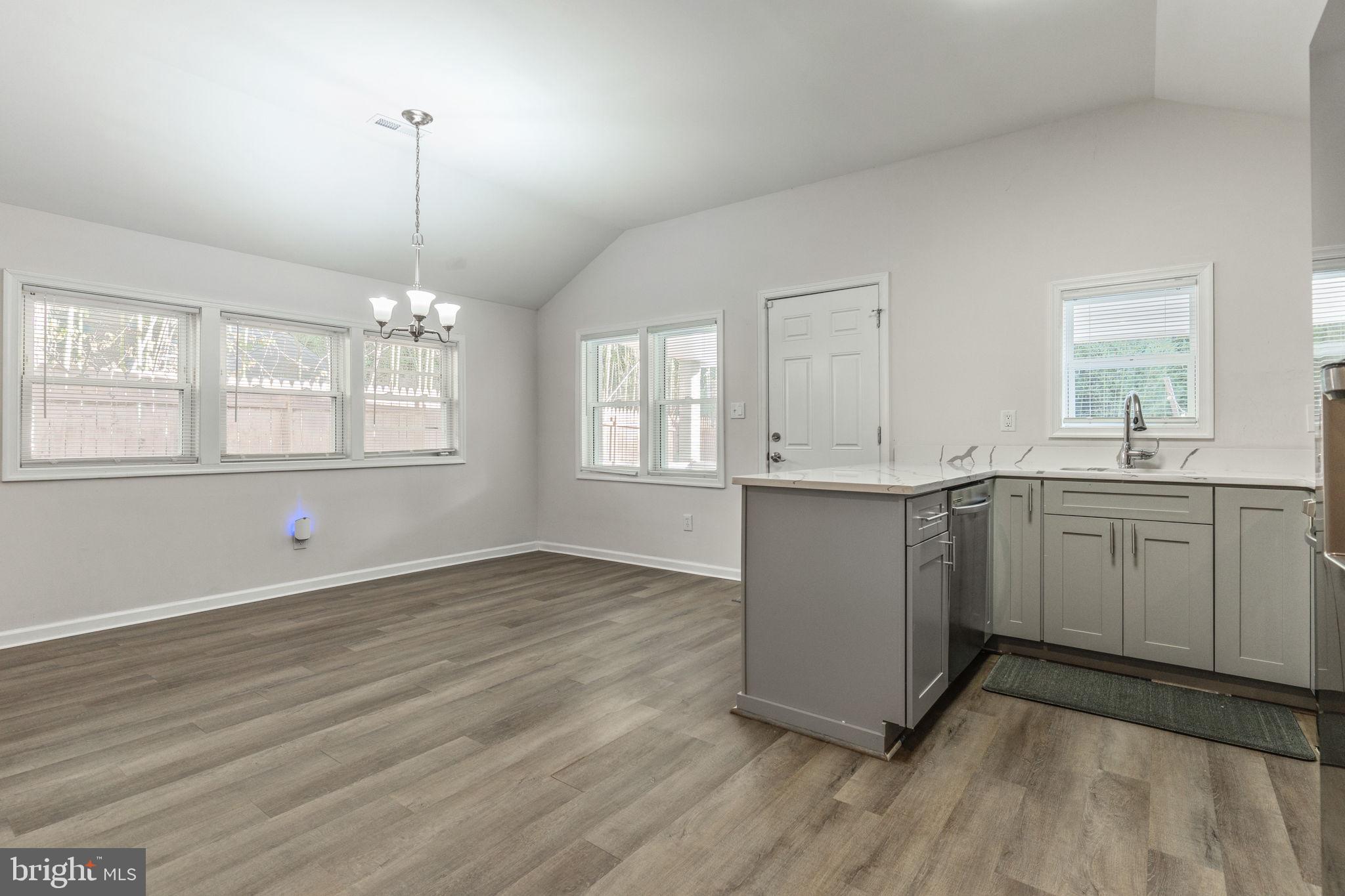 HAVERSTOCK HILLS - Residential Lease