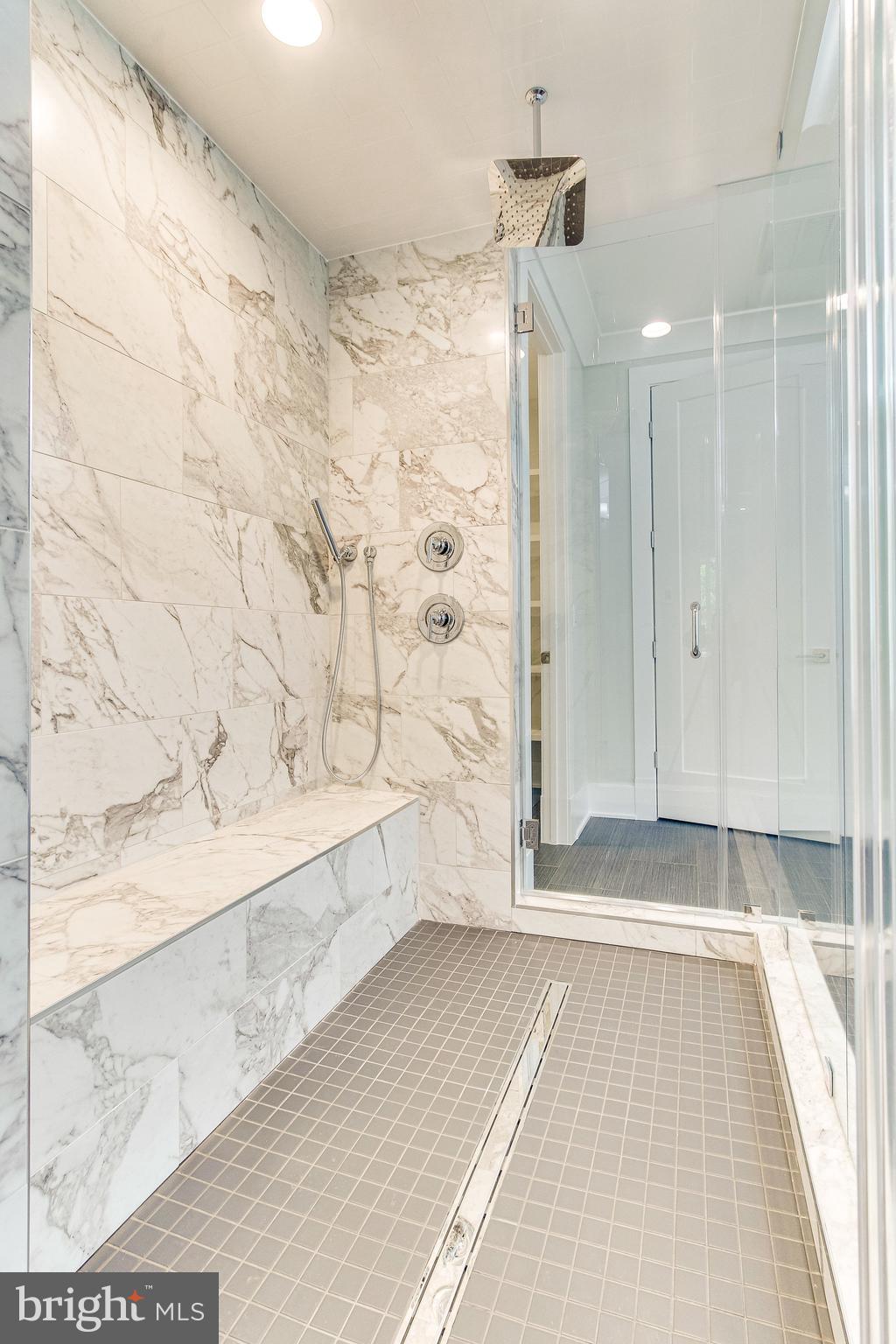 OLIVER PARK - Residential