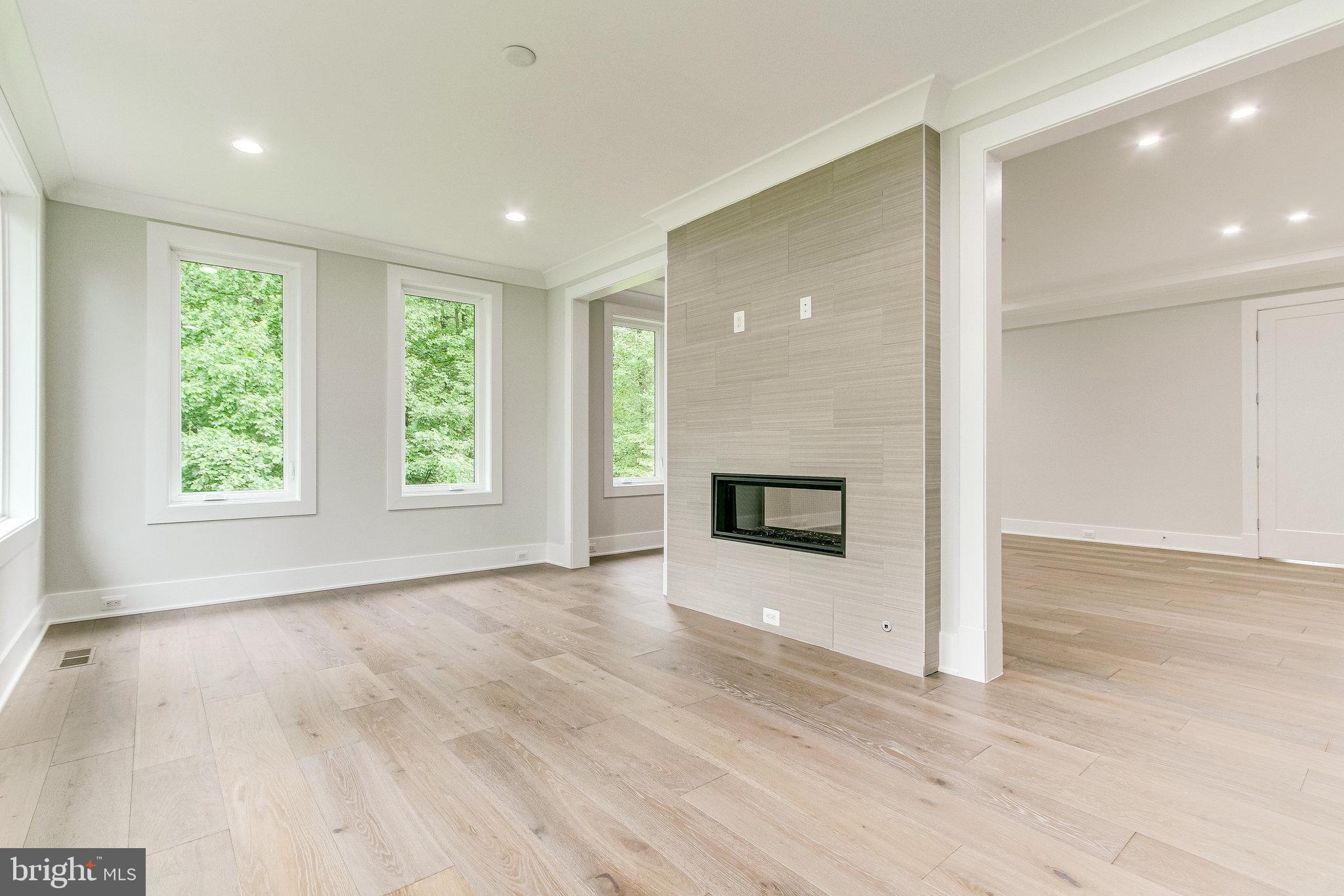 OLIVER PARK - Residential