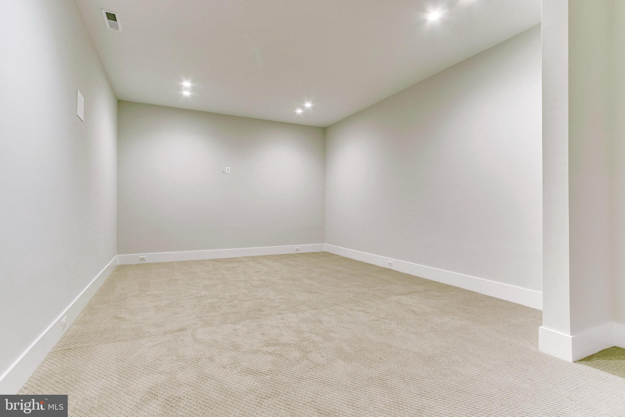 OLIVER PARK - Residential