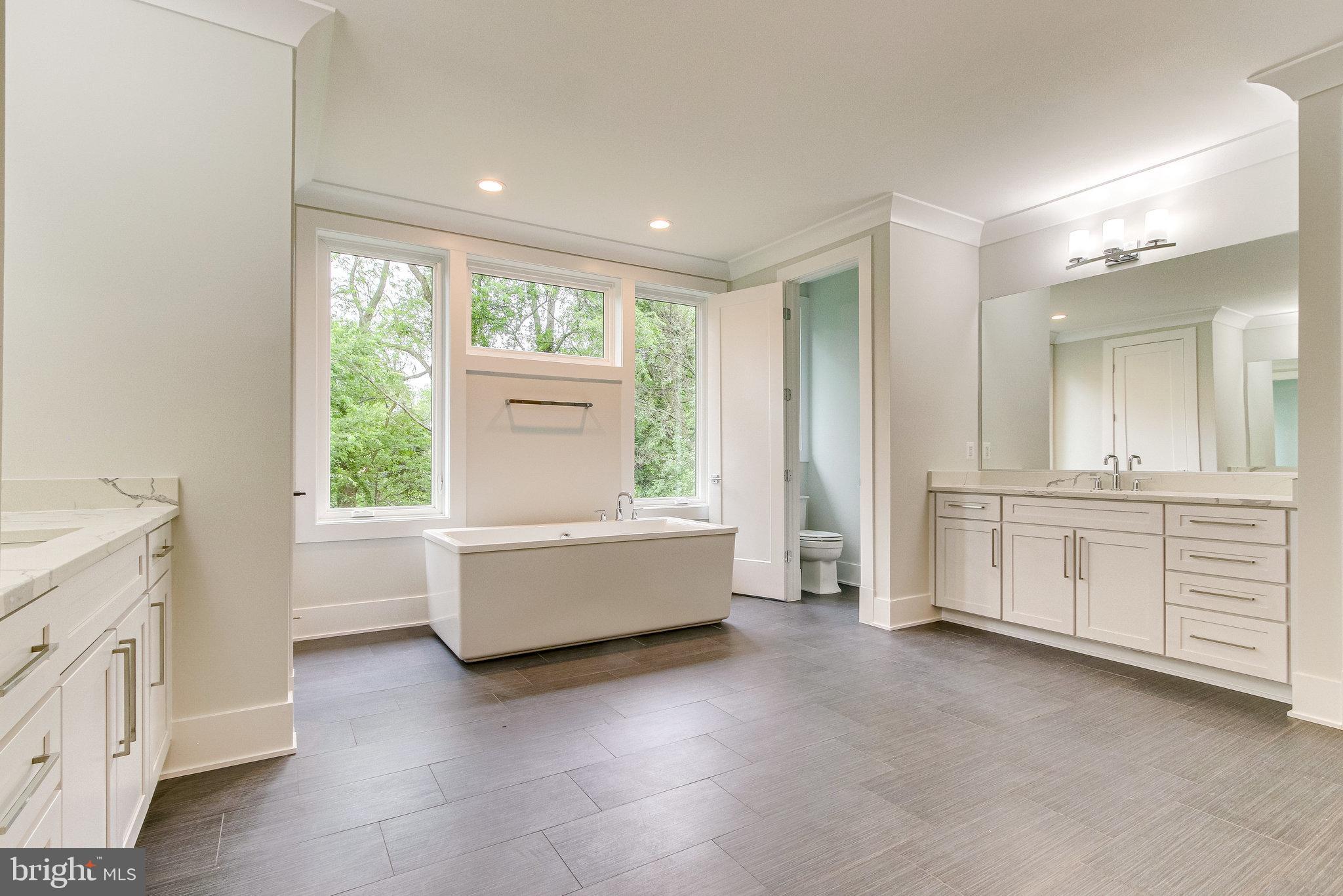 OLIVER PARK - Residential