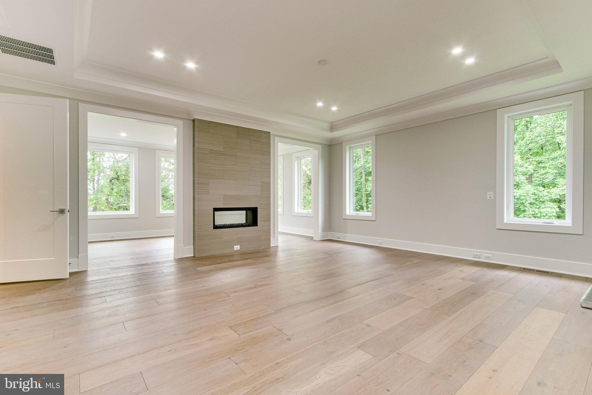 OLIVER PARK - Residential