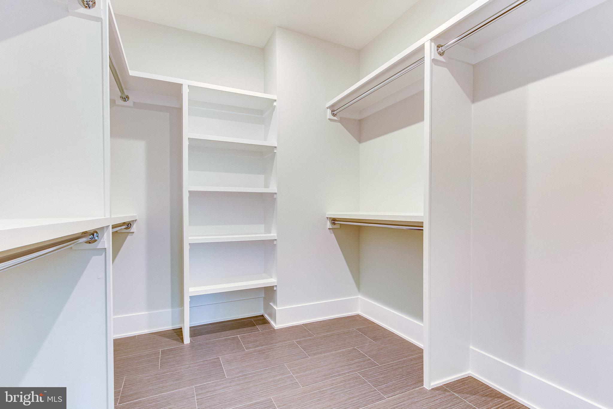 OLIVER PARK - Residential