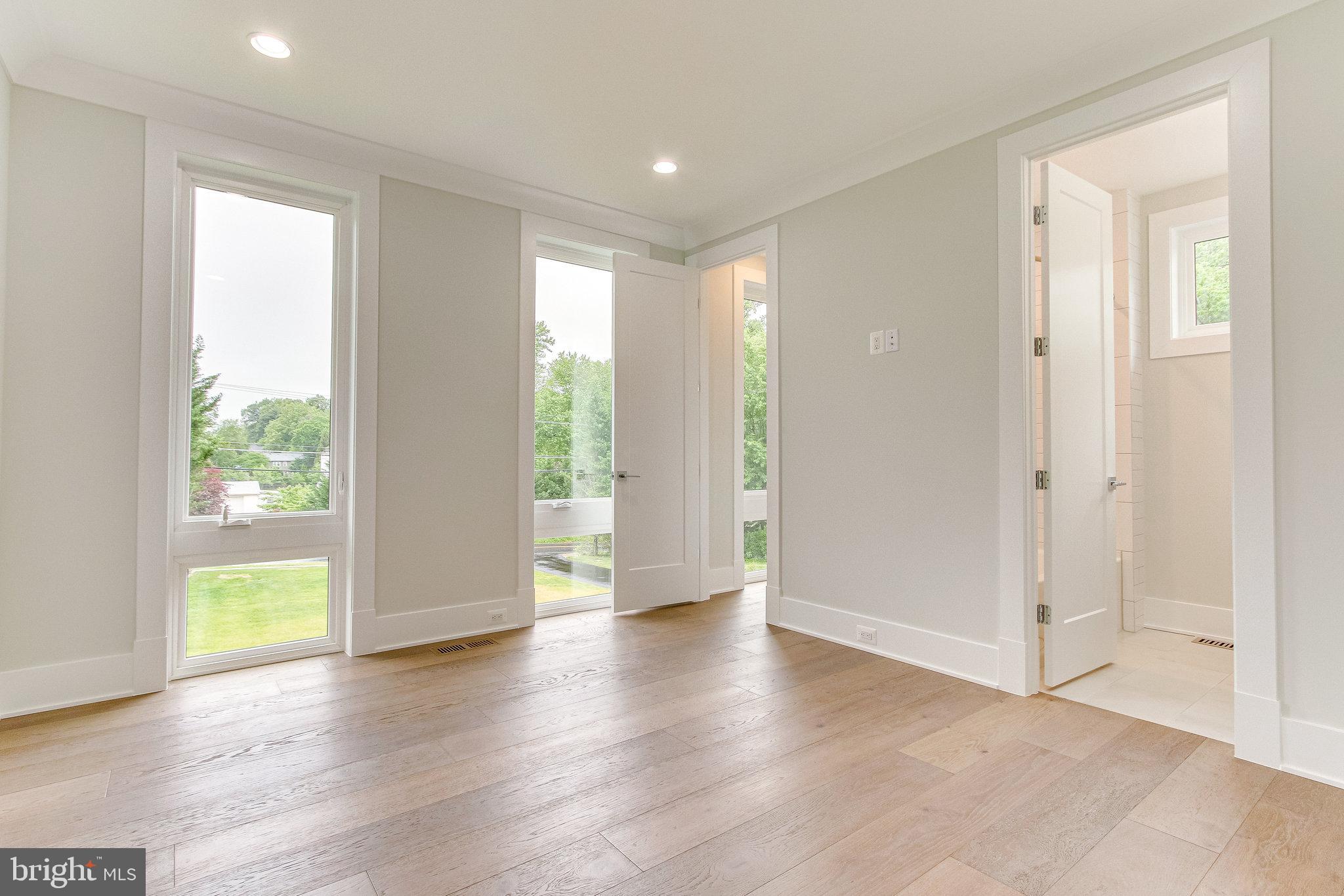 OLIVER PARK - Residential