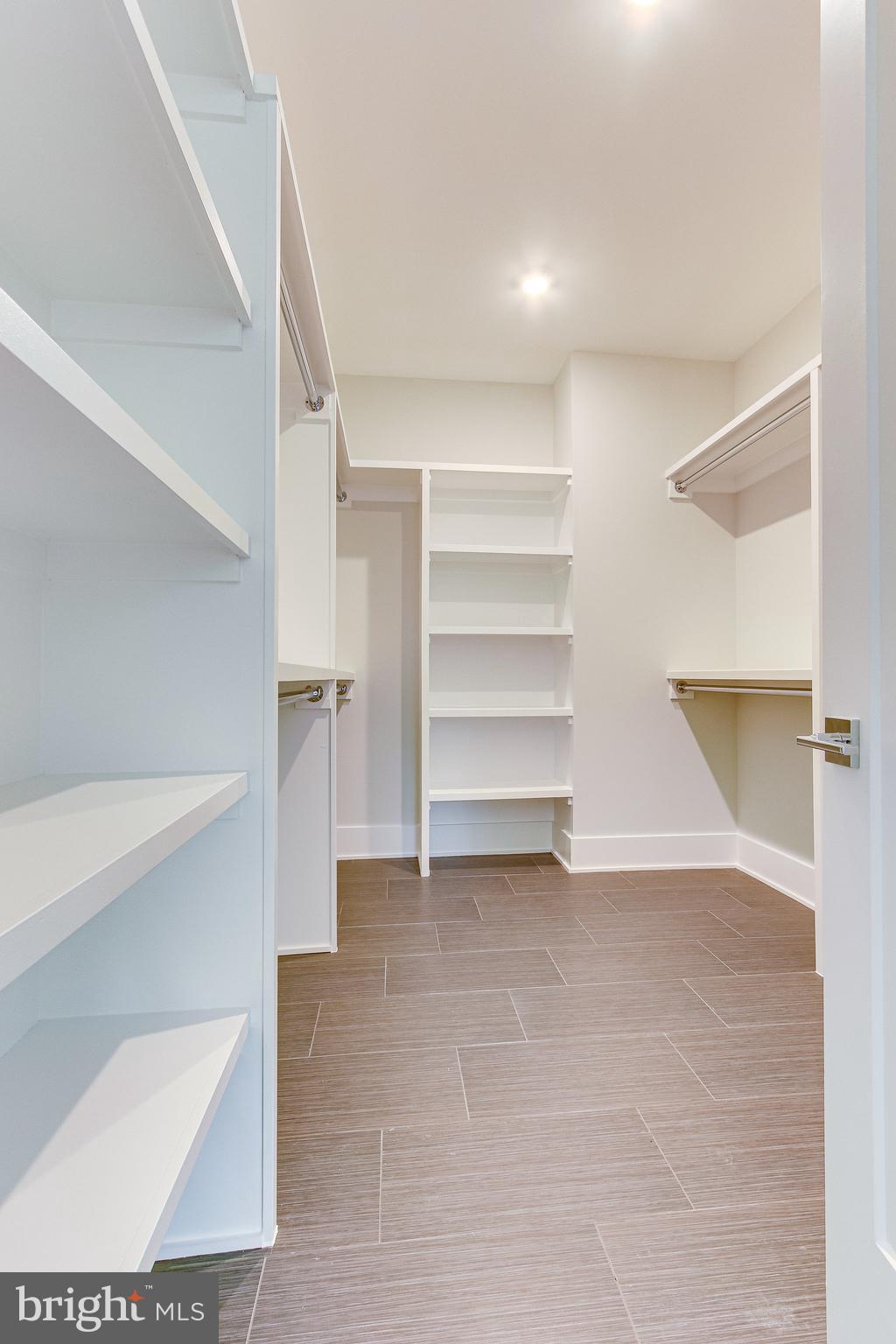 OLIVER PARK - Residential