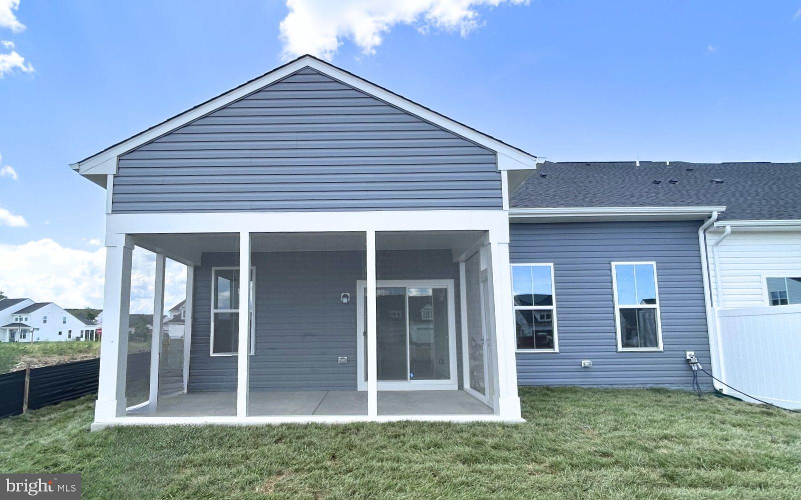 106 OLEANDER COURT
