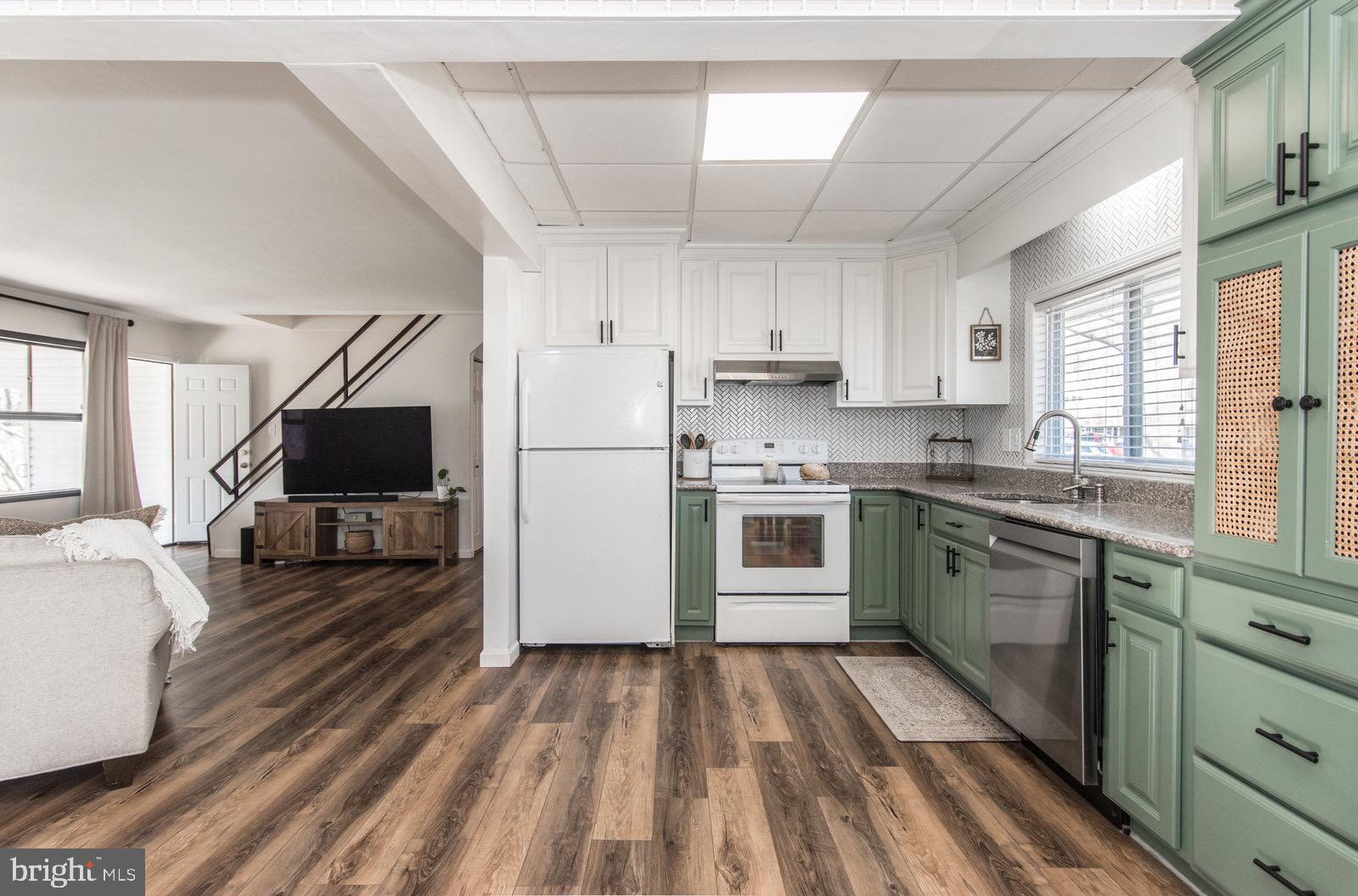 ELDERBERRY - Residential