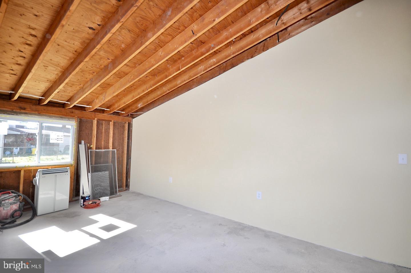 ELDERBERRY - Residential