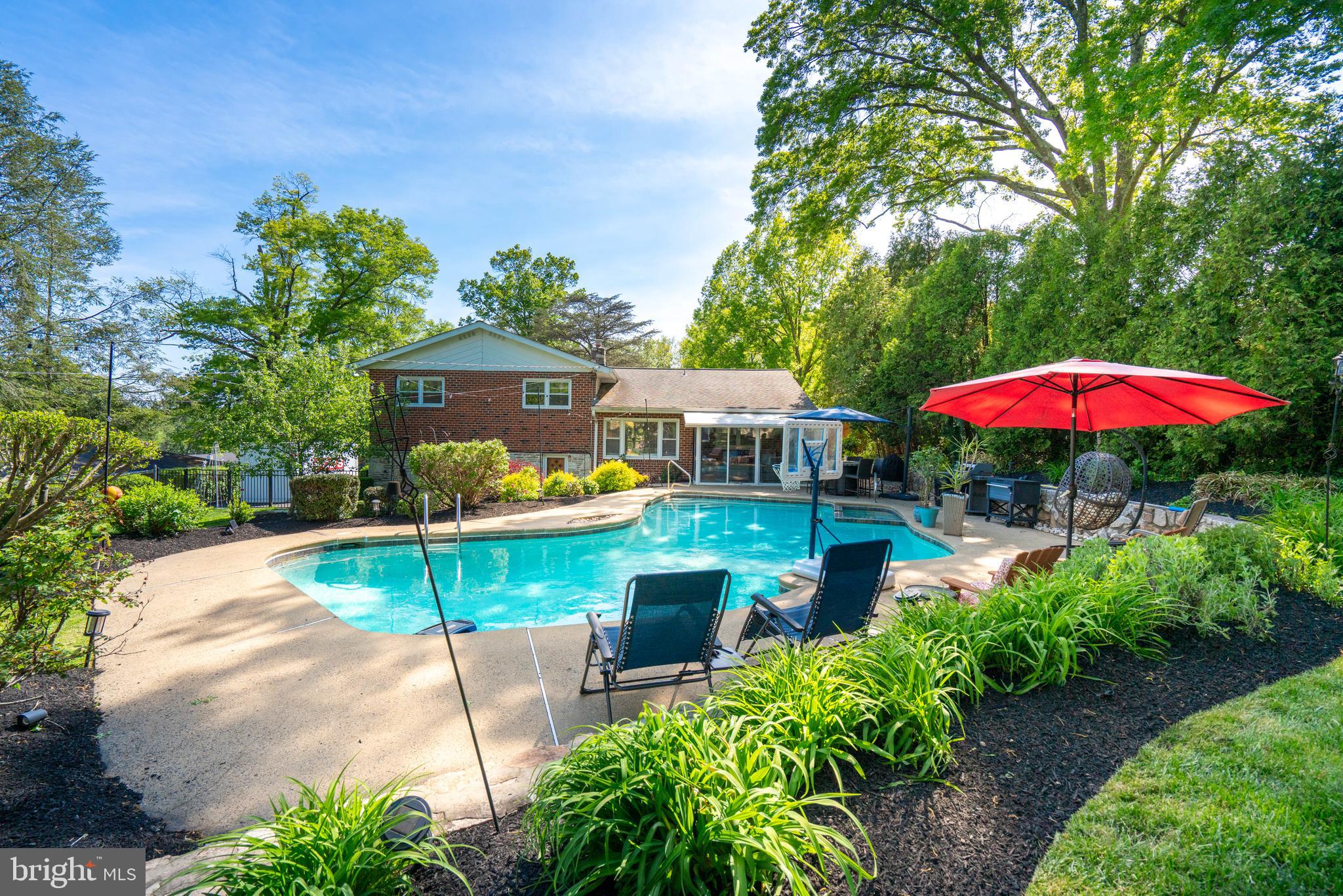 HIDEAWAY HILLS - Residential