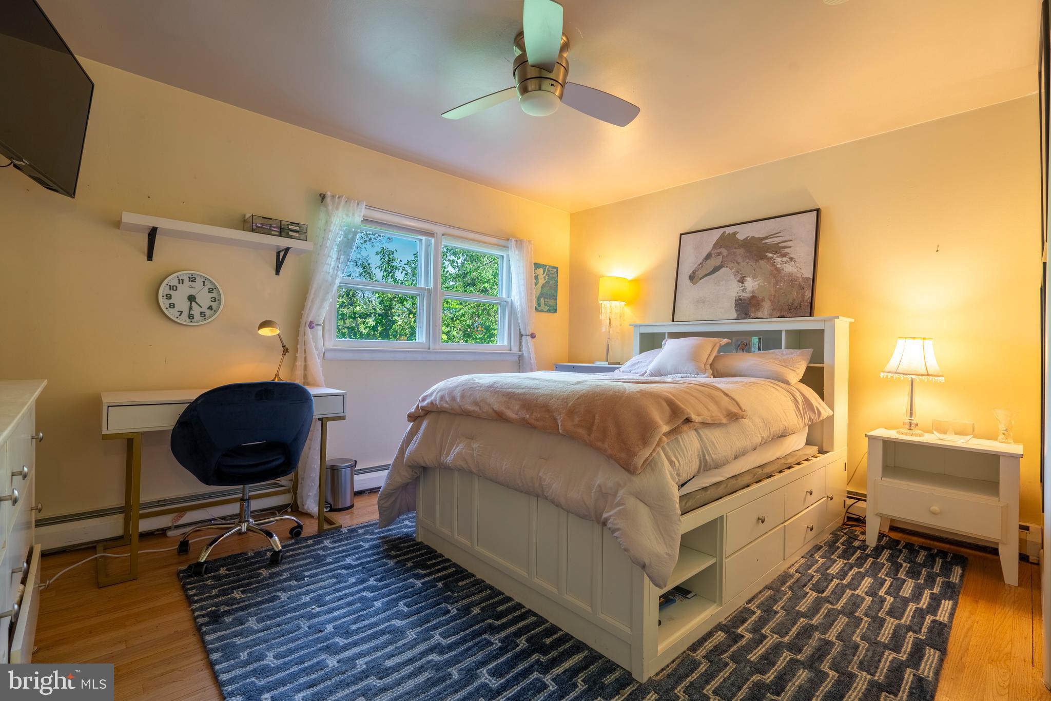 HIDEAWAY HILLS - Residential