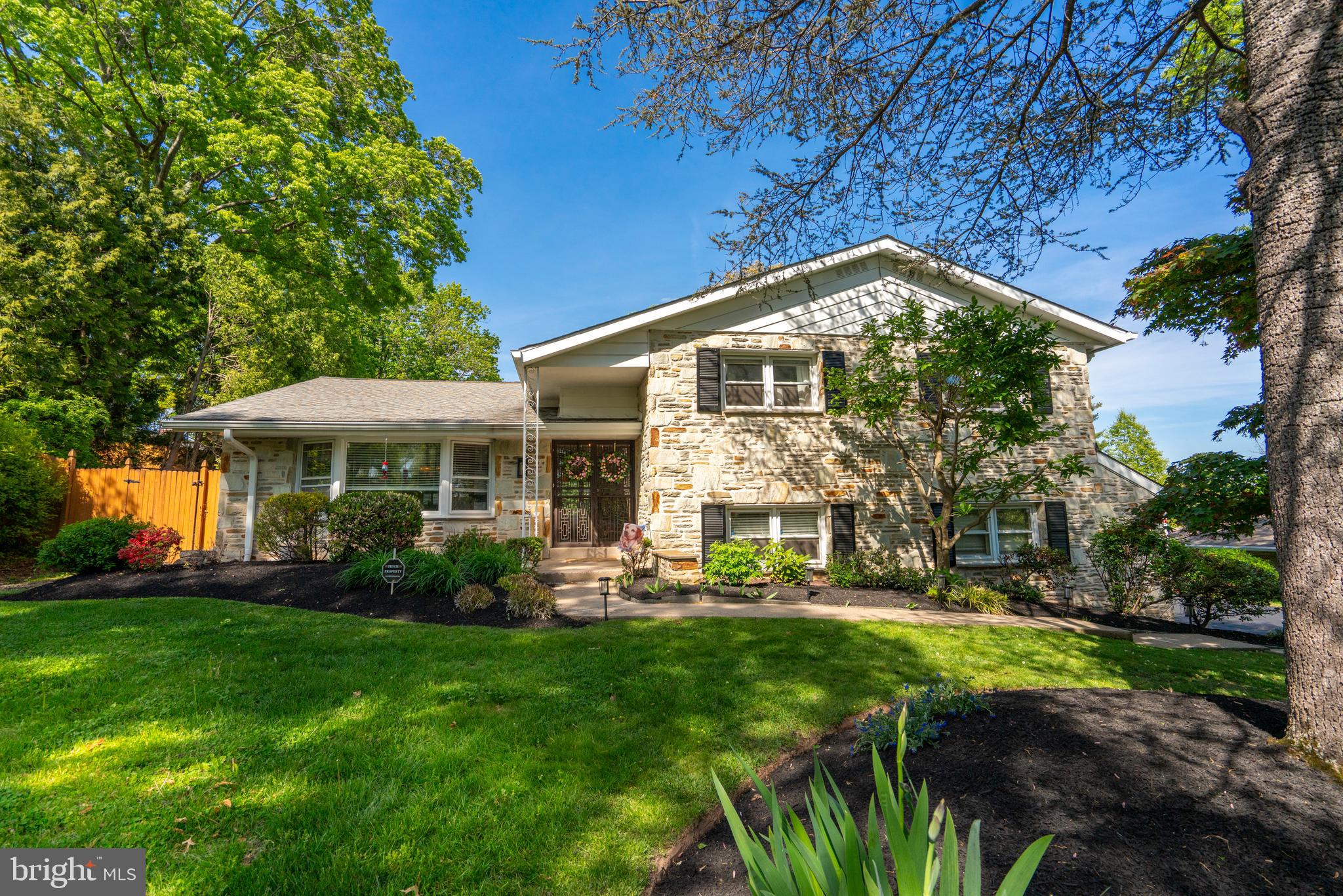 HIDEAWAY HILLS - Residential