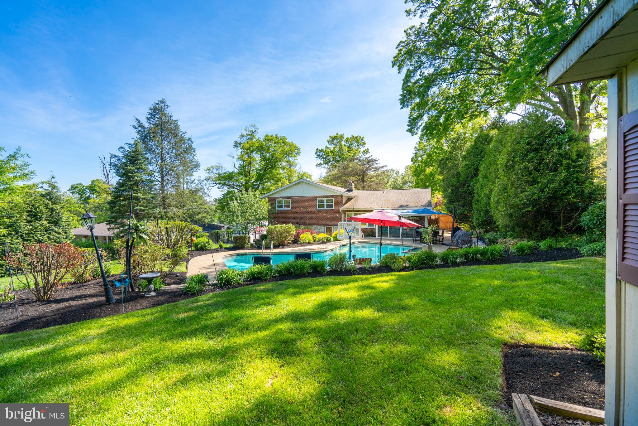 HIDEAWAY HILLS - Residential
