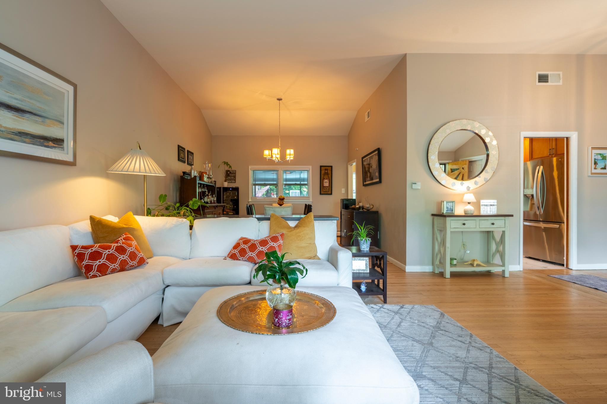 HIDEAWAY HILLS - Residential