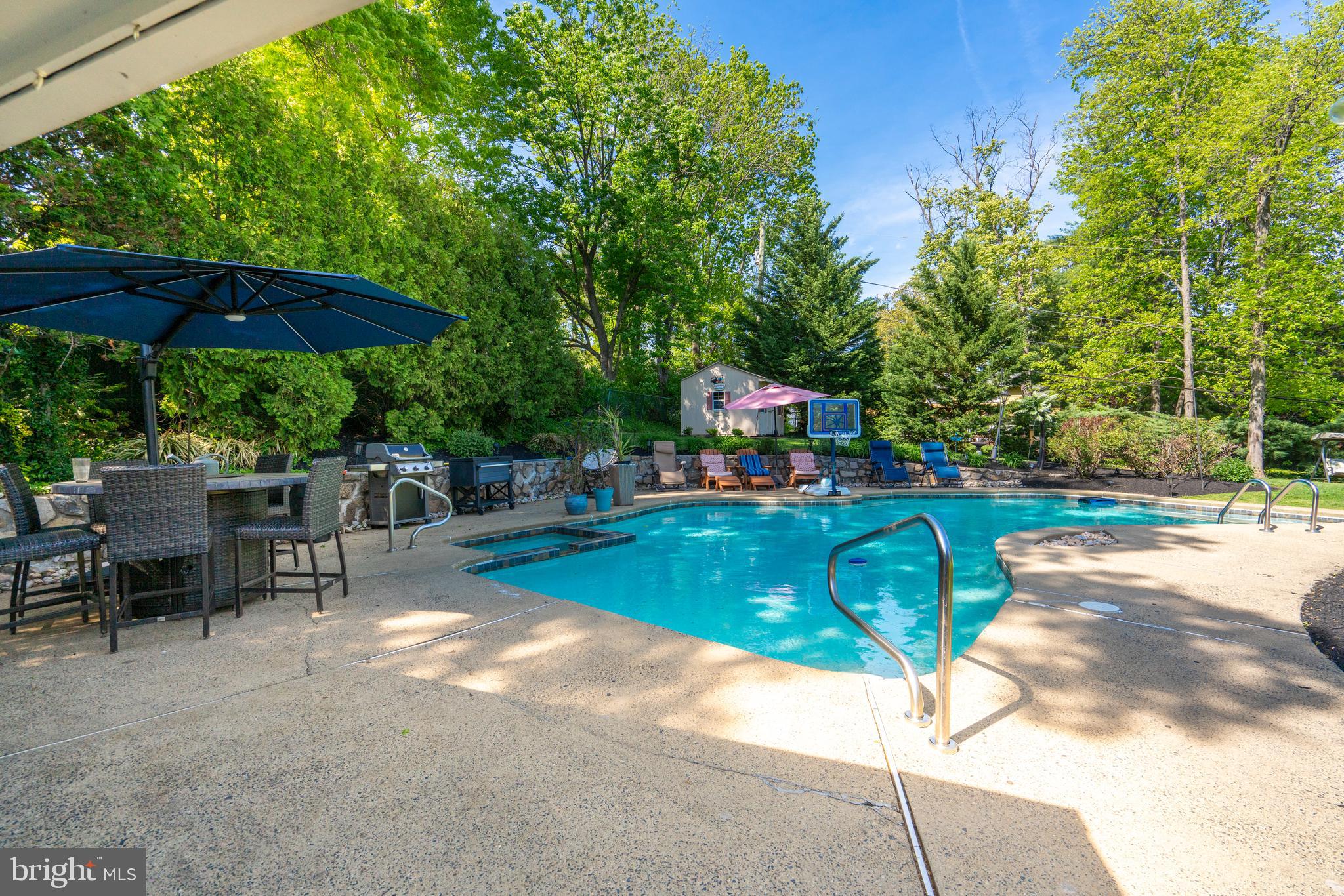 HIDEAWAY HILLS - Residential