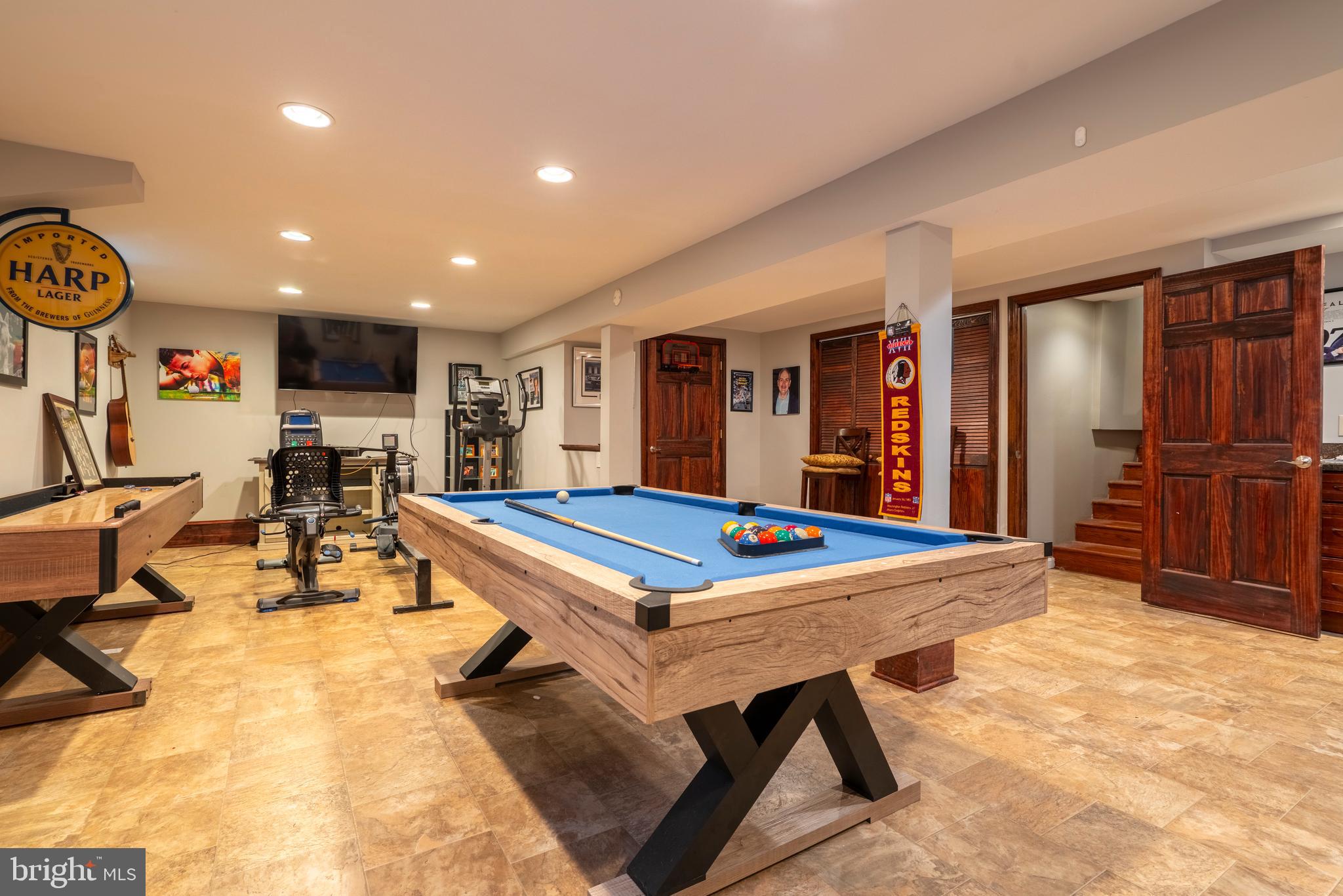 HIDEAWAY HILLS - Residential