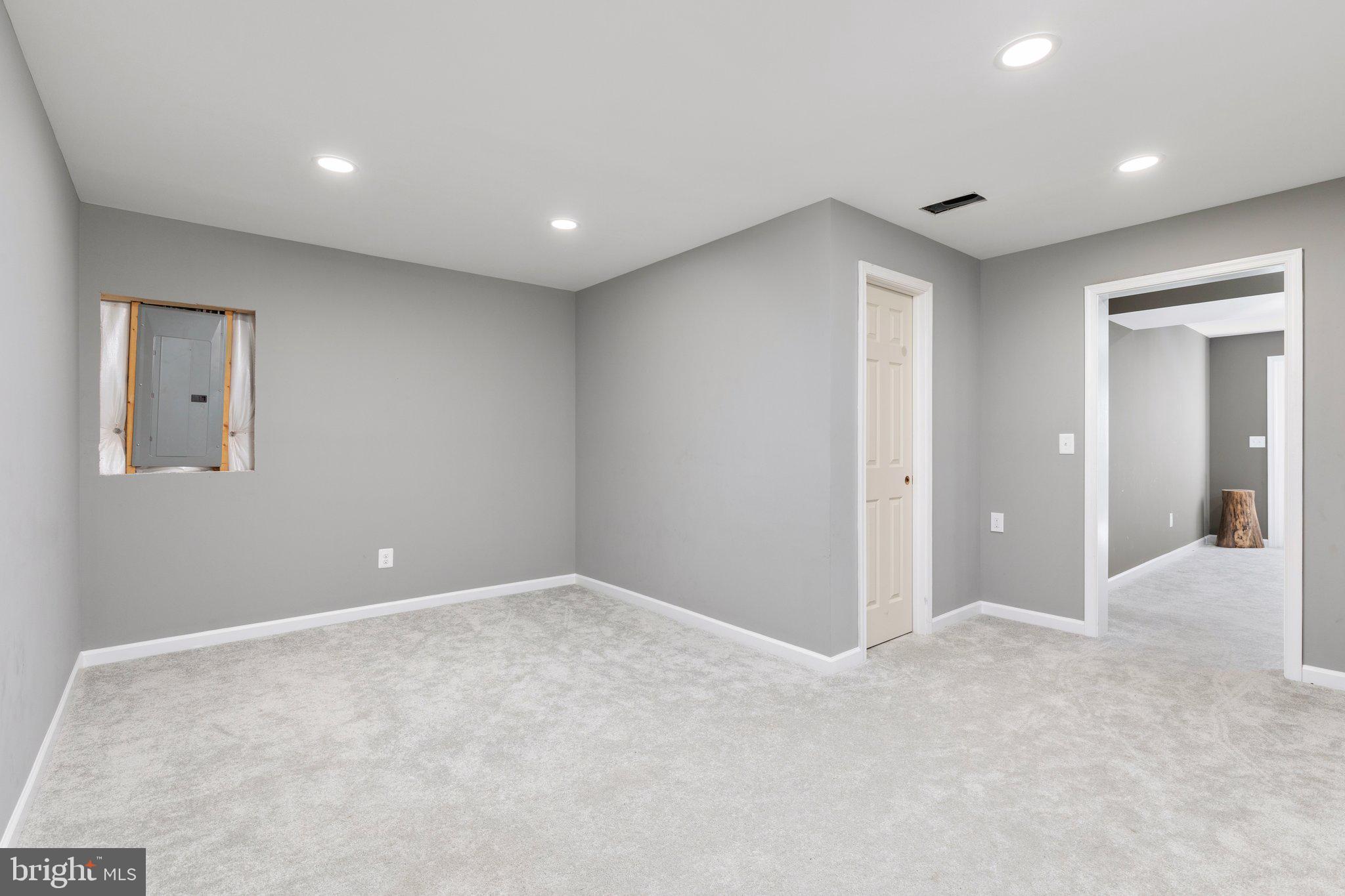 SOUTHERN HILLS - Residential