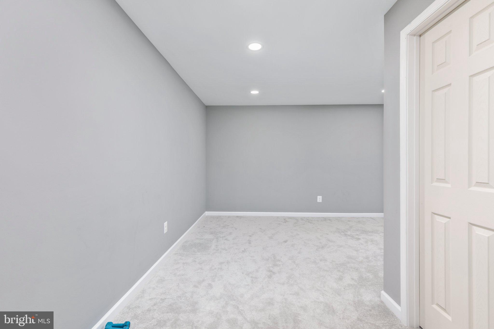 SOUTHERN HILLS - Residential