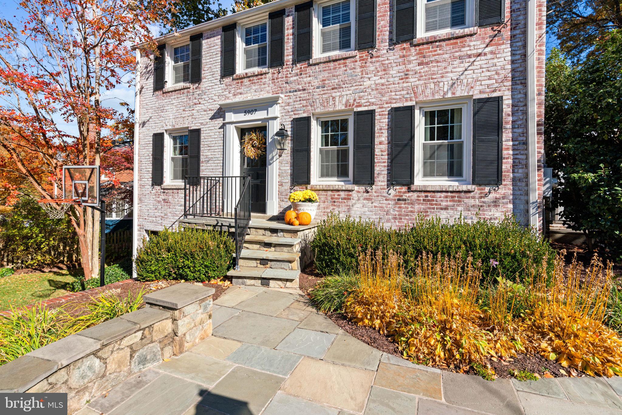 5907 WOODACRES DRIVE